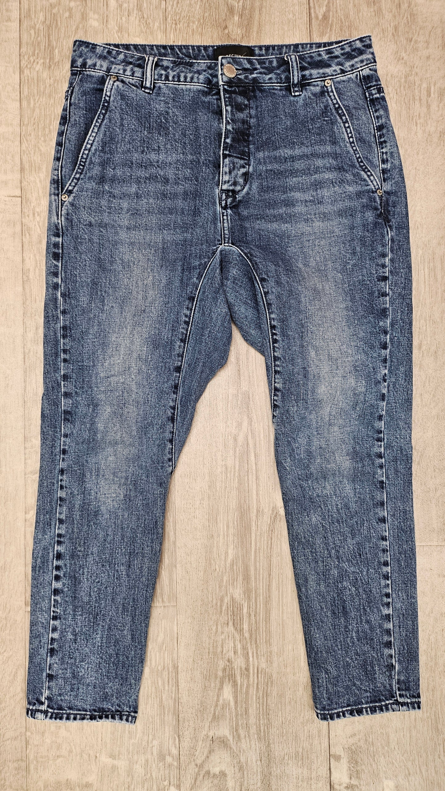 Decjuba Blue Drop Crotch Jean (10)