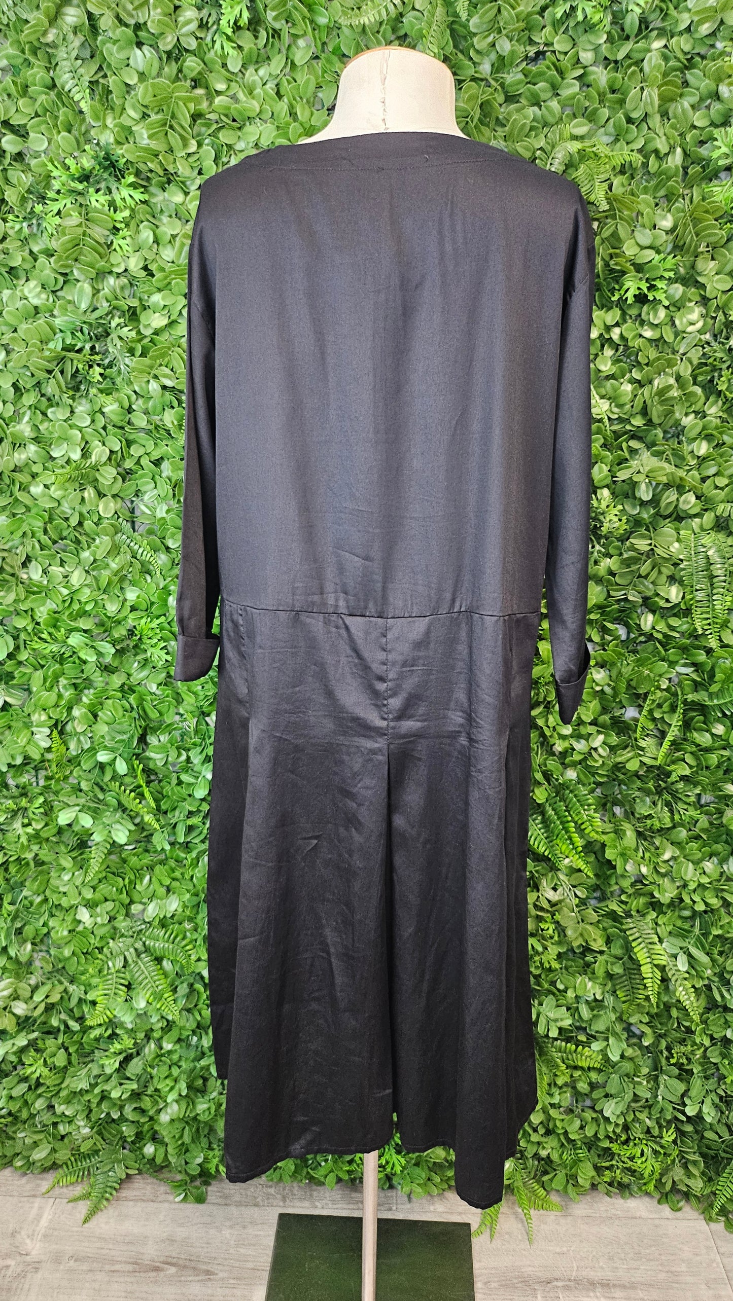 Nineteen46 Black Organic Cotton Dress (10-12)