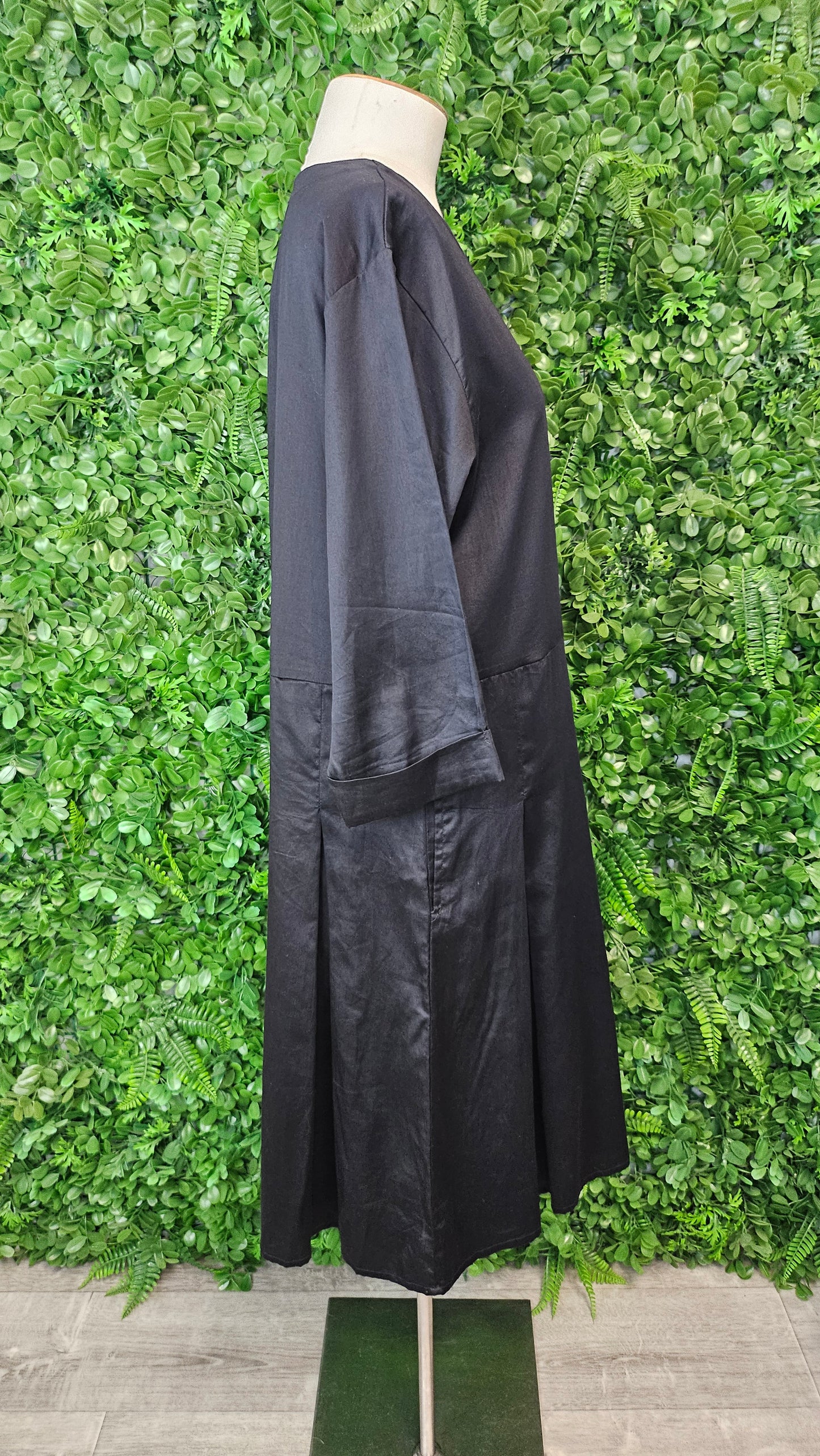 Nineteen46 Black Organic Cotton Dress (10-12)