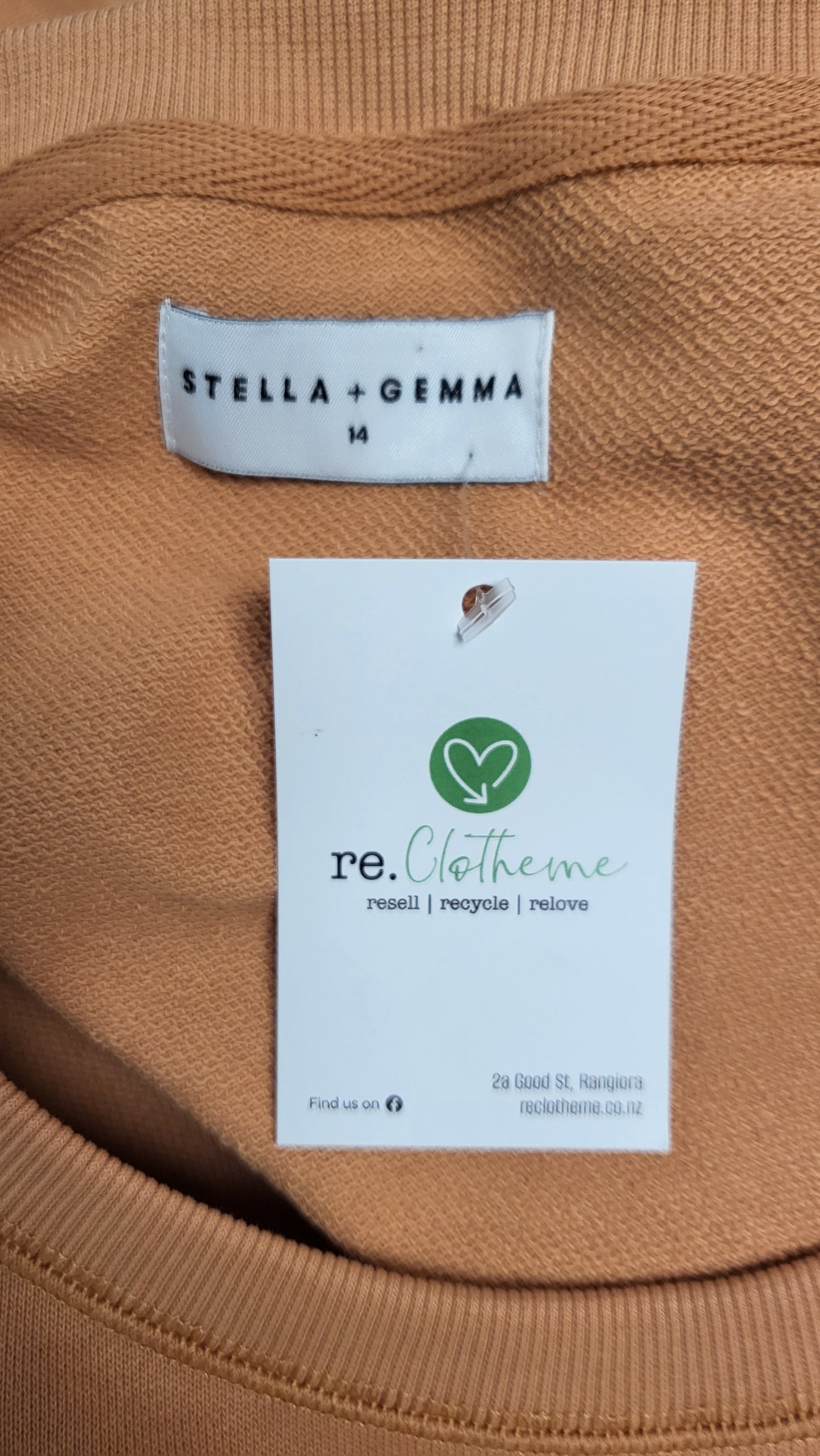 Stella+Gemma Tan Print Crew Sweater (14)