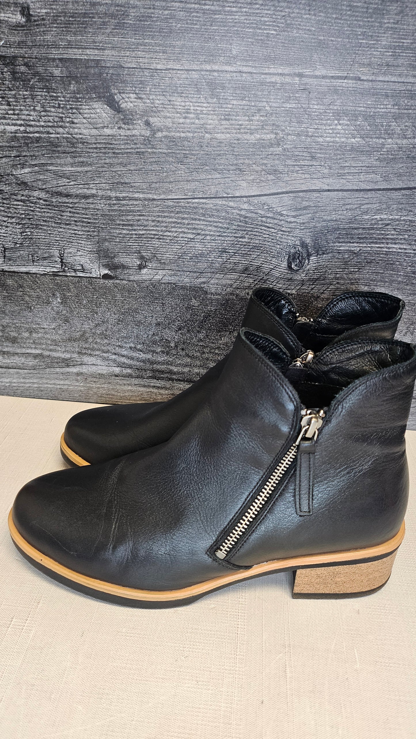 Bresley Black Dolomite Leather Boot 39.5