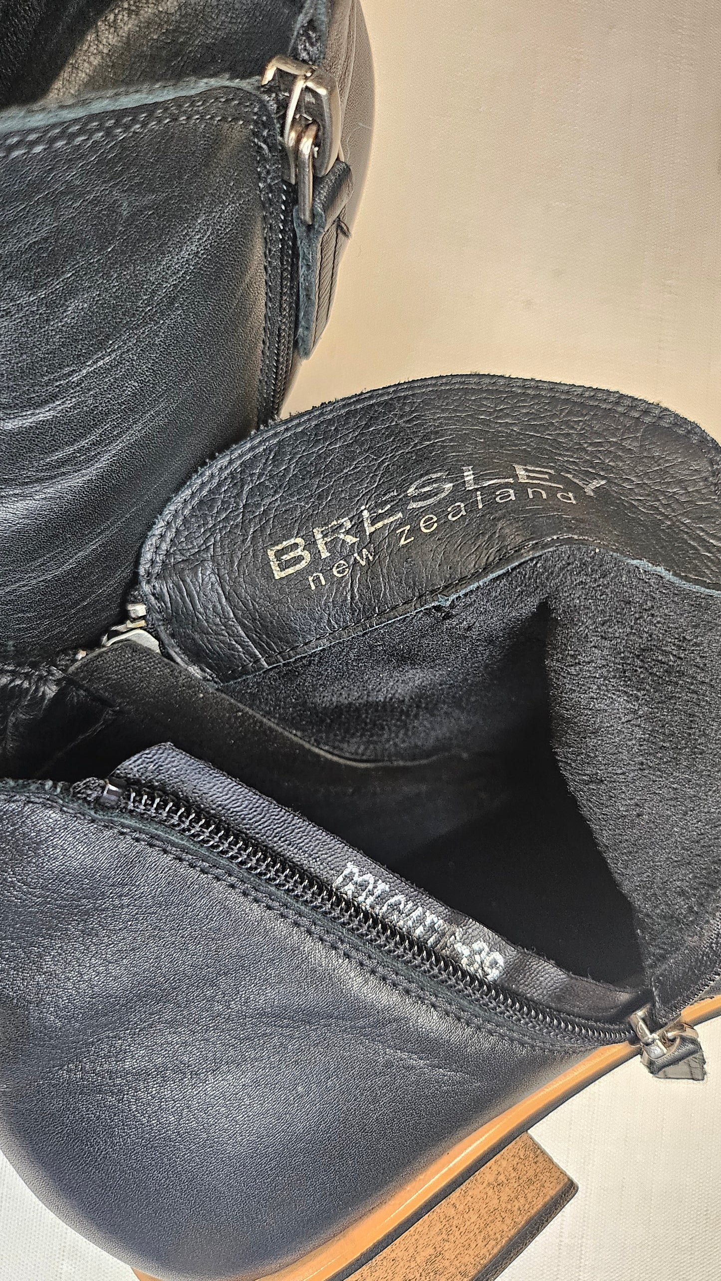 Bresley Black Dolomite Leather Boot 39.5