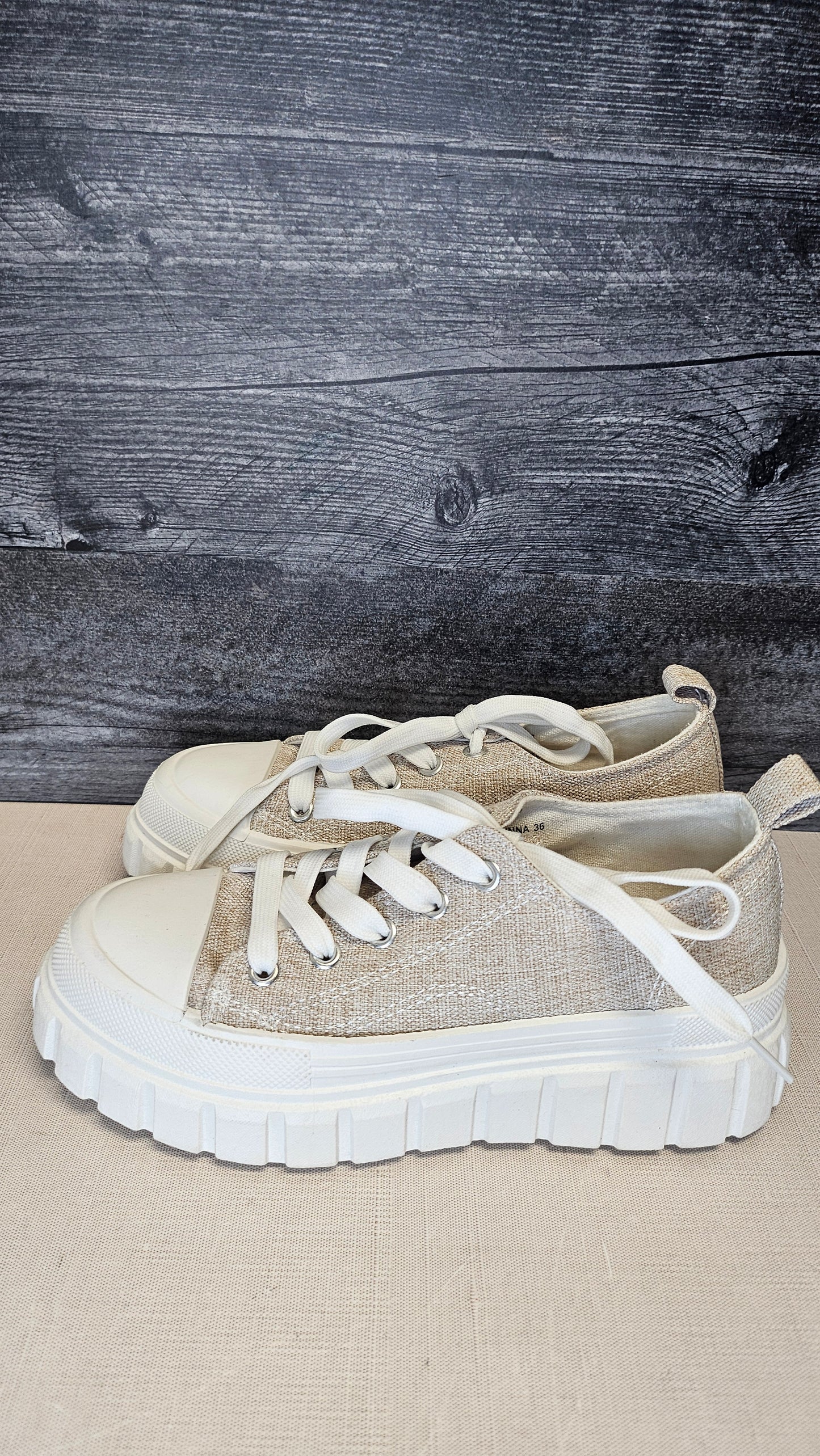 Los Cabos Neutral Canvas Sneakers 36