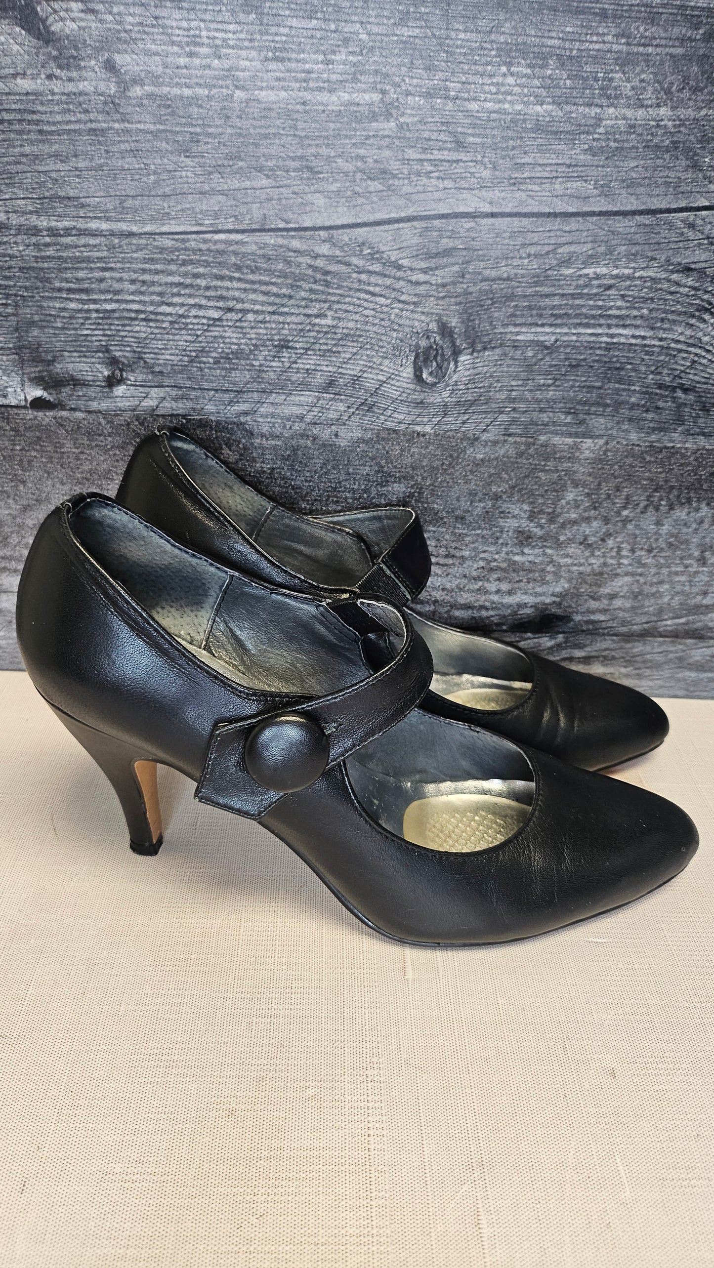 Isabella Anselmi Black Leather Heels 39.5