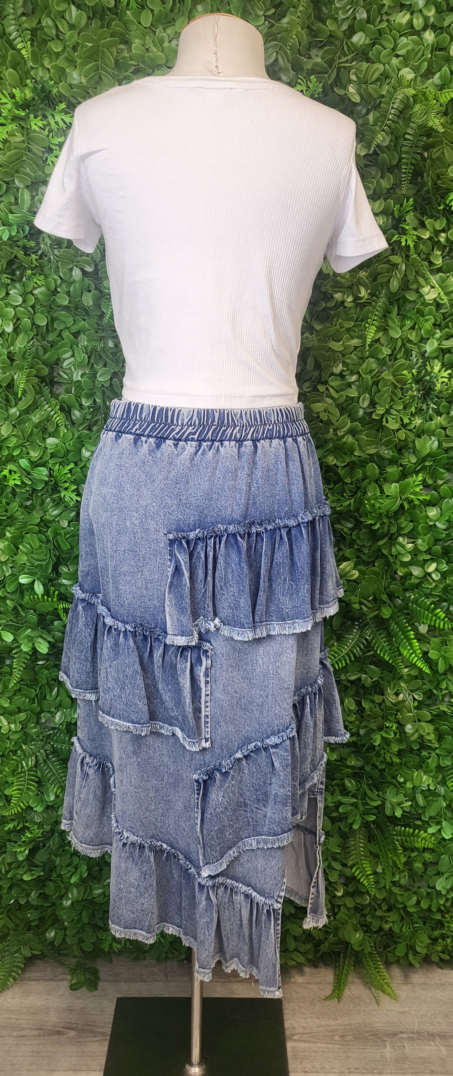 Blacklist Stone Wash Tier Denim Skirt 10