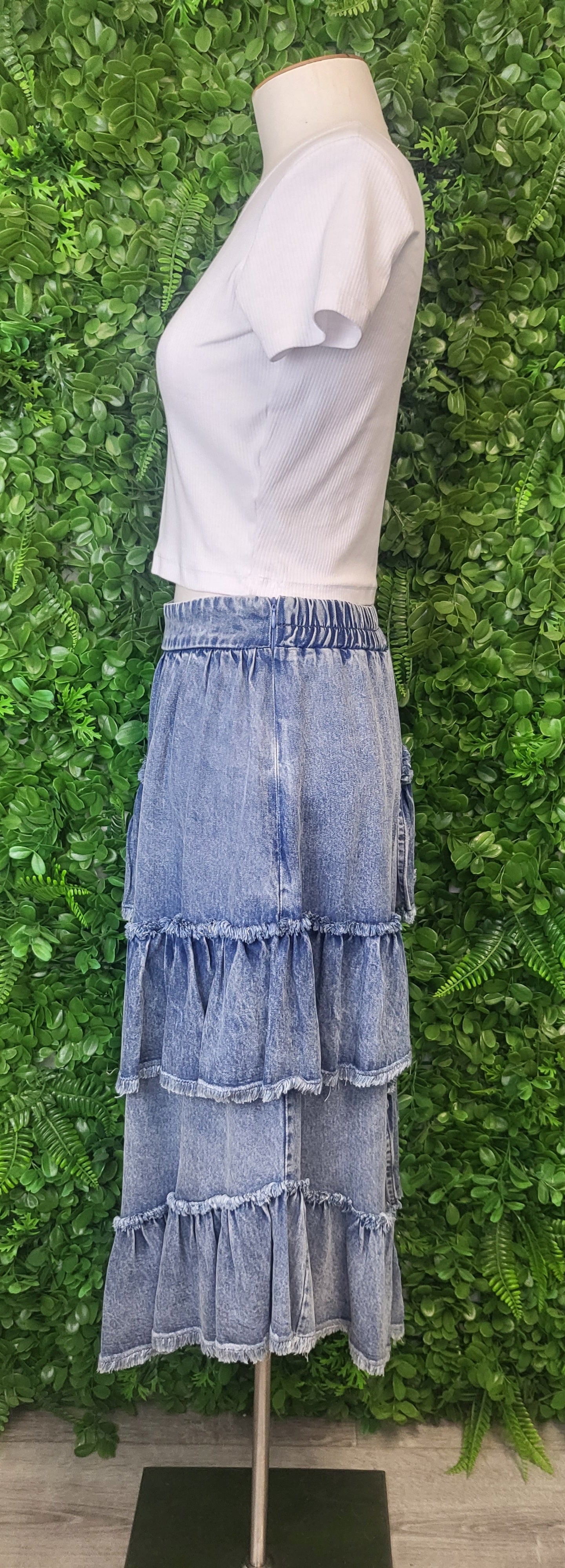 Blacklist Stone Wash Tier Denim Skirt 10