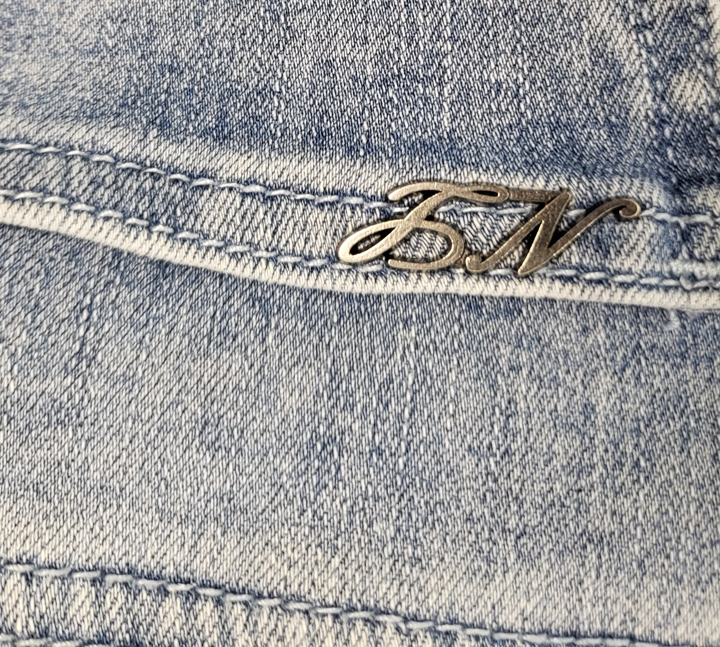 NLJ Light Wash Crop Jean (11)