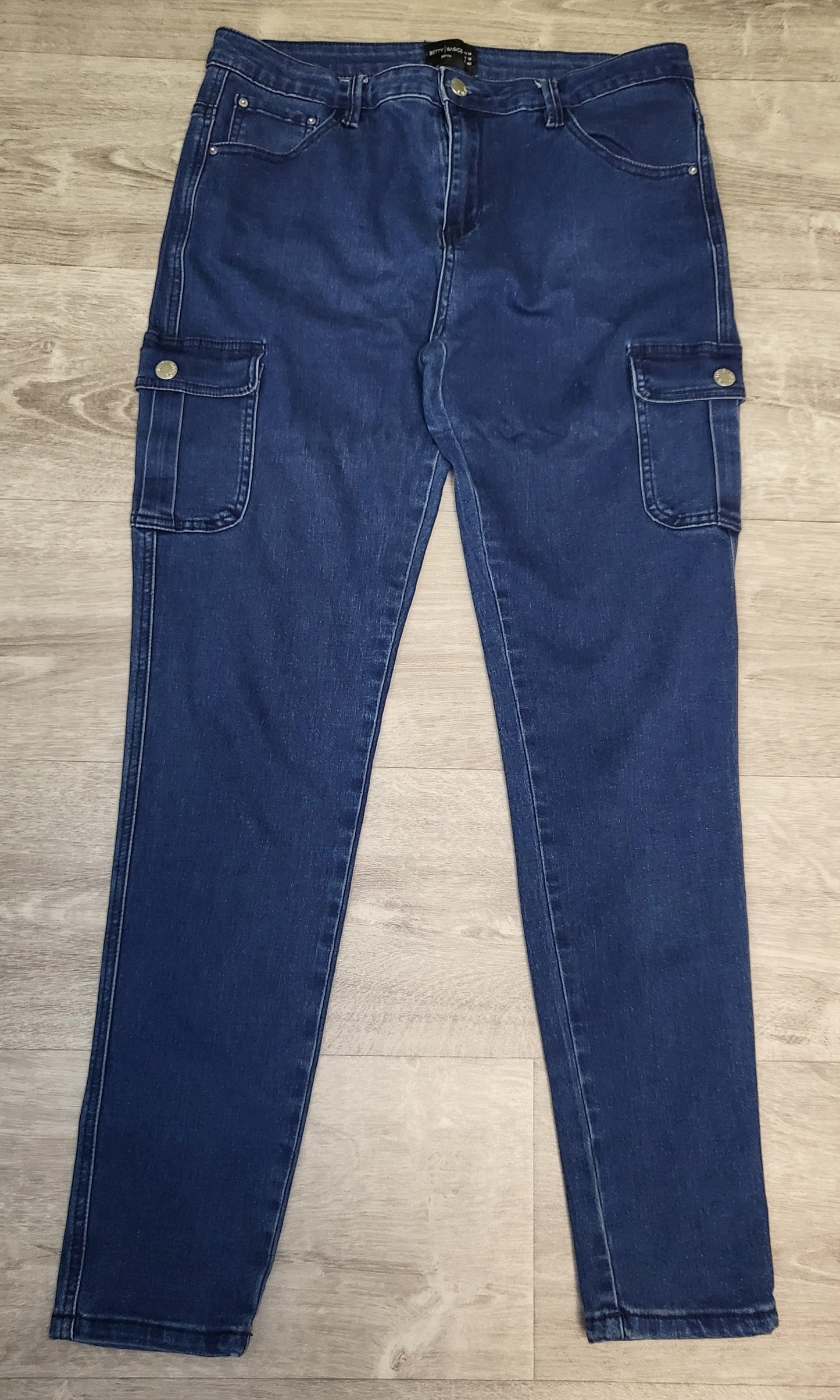 Betty Basics Ink Cargo Jean (14)