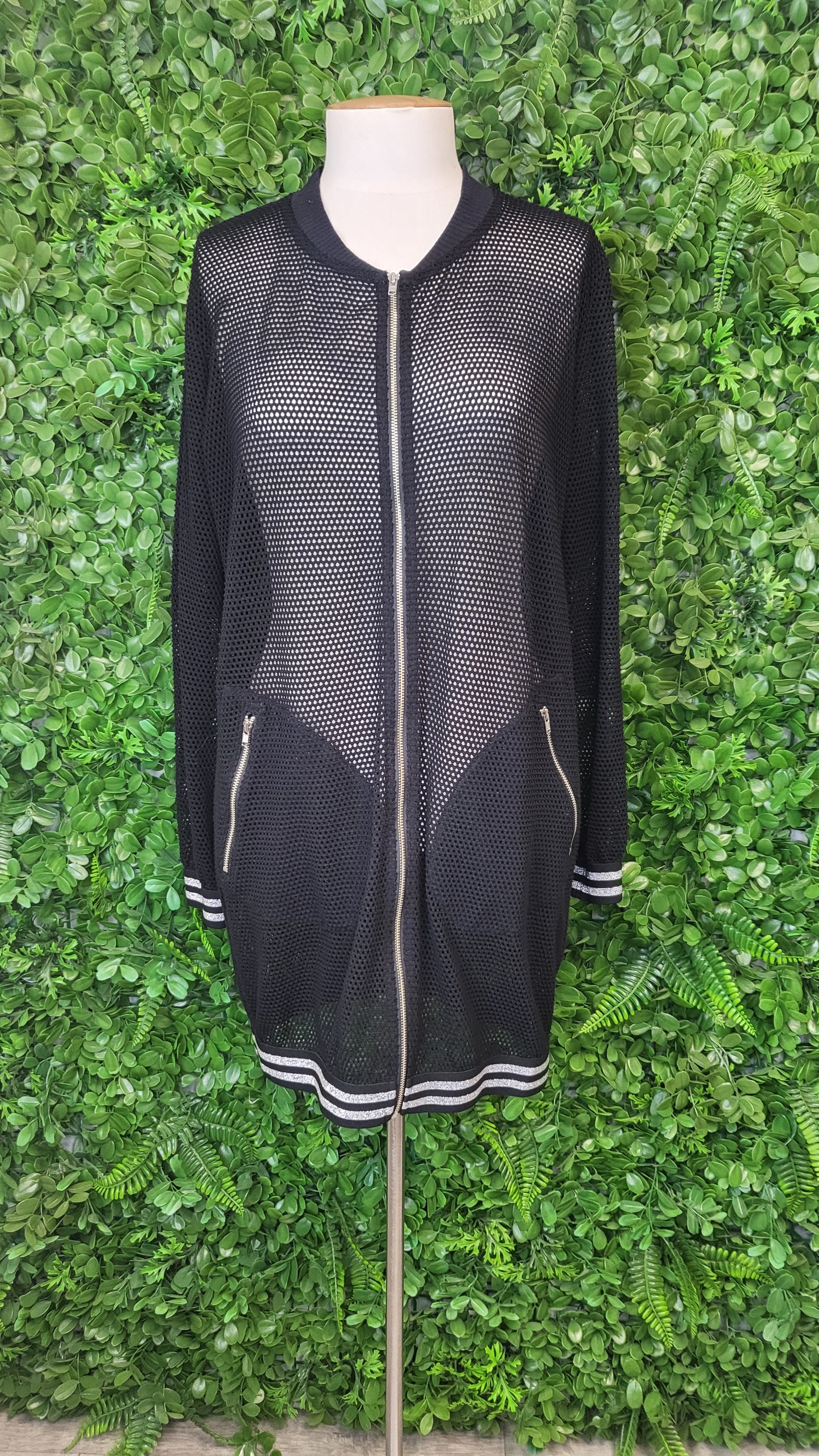 Repertoire Black Rosa Bomber (10)