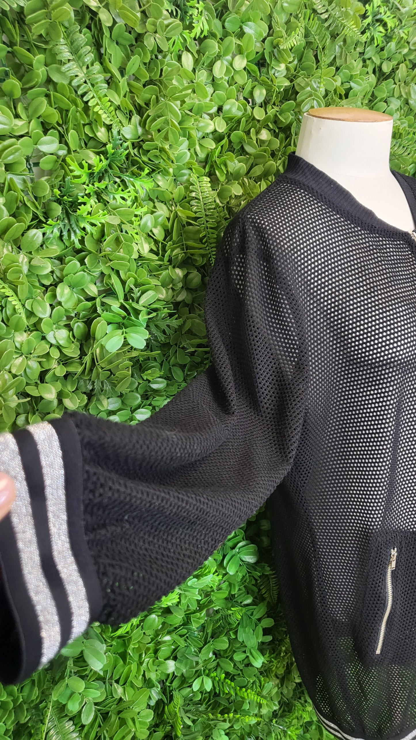 Repertoire Black Rosa Bomber (10)