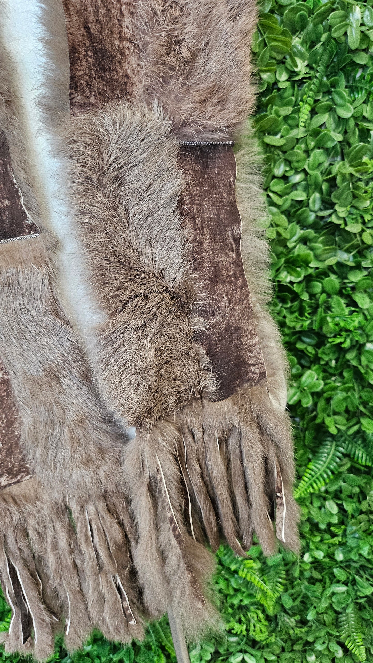 Giorgio Passigatti Brown Fur/leather Scarf (140cmx12cm)