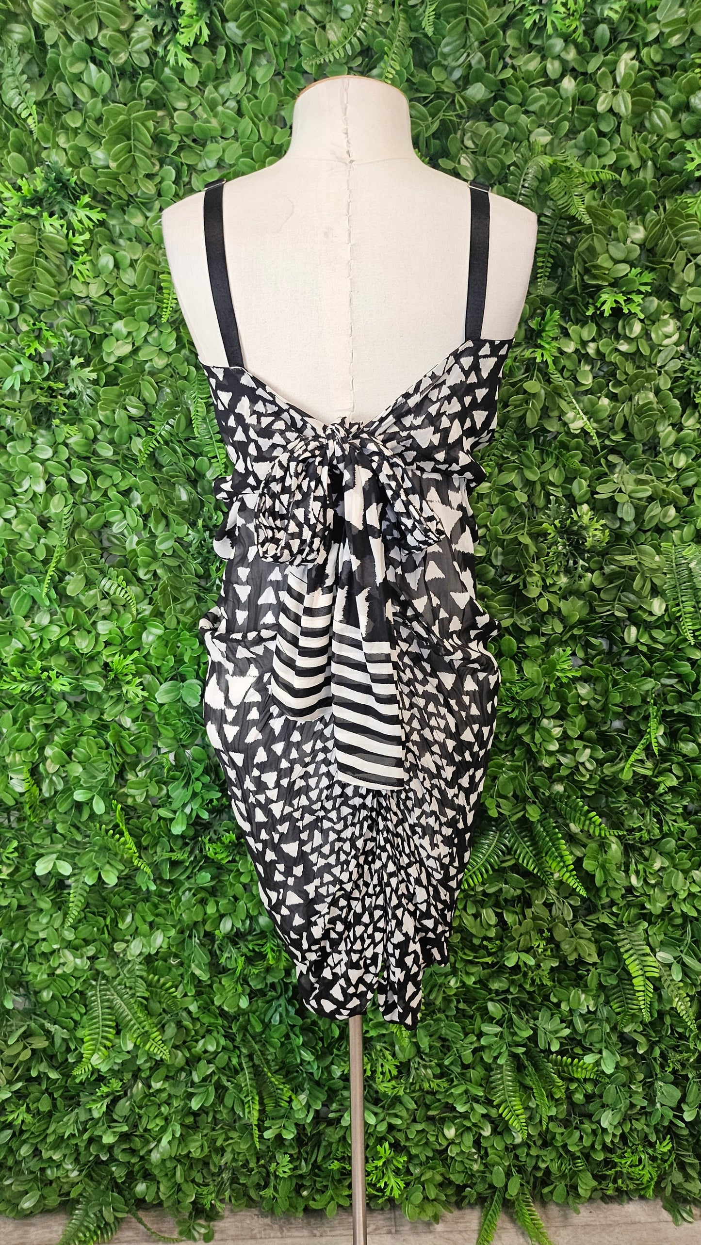 Annah Stretton Black/White Okapi Dress BNWT (14)
