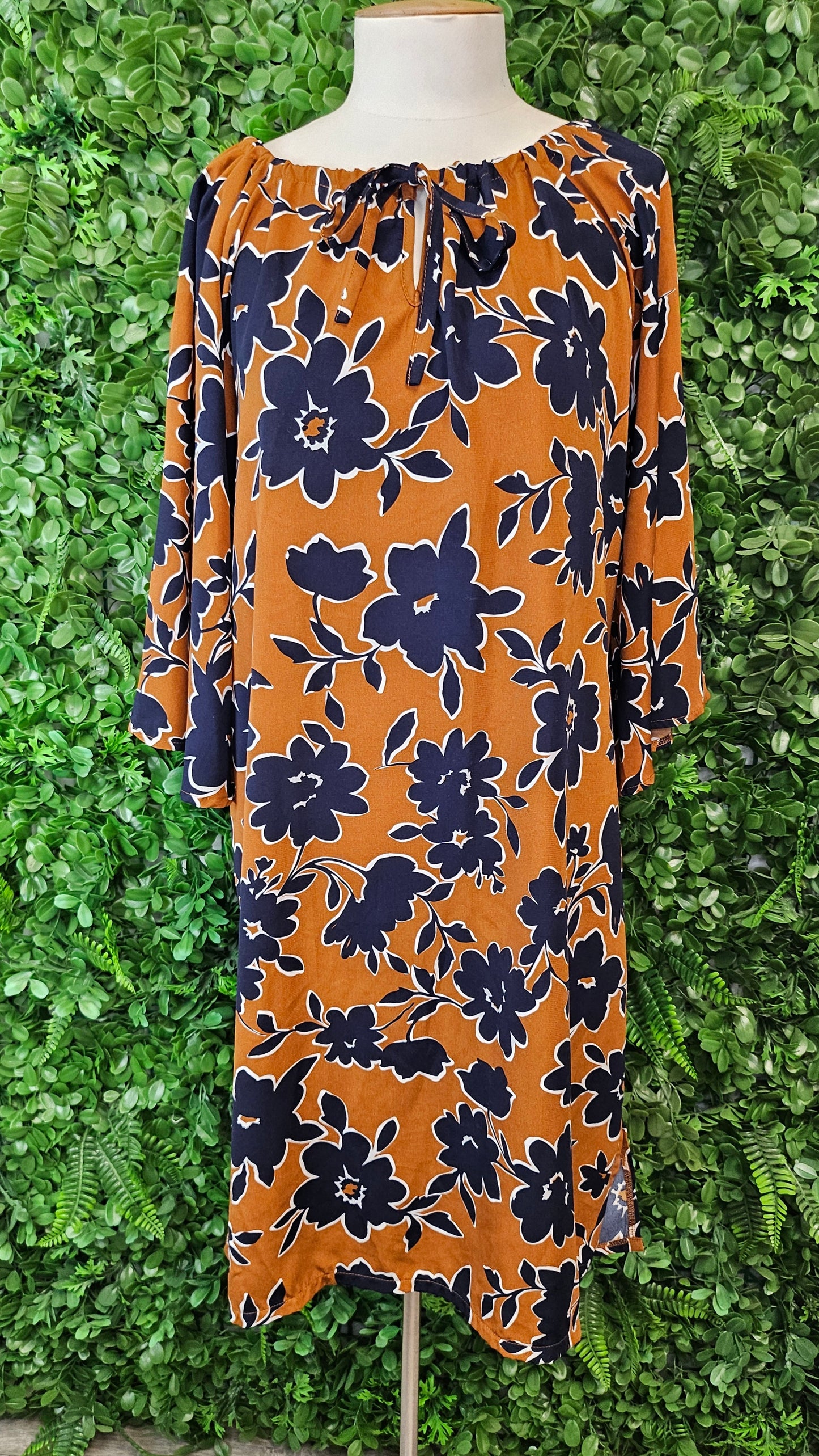 Kilt Floral Shift Dress (14)