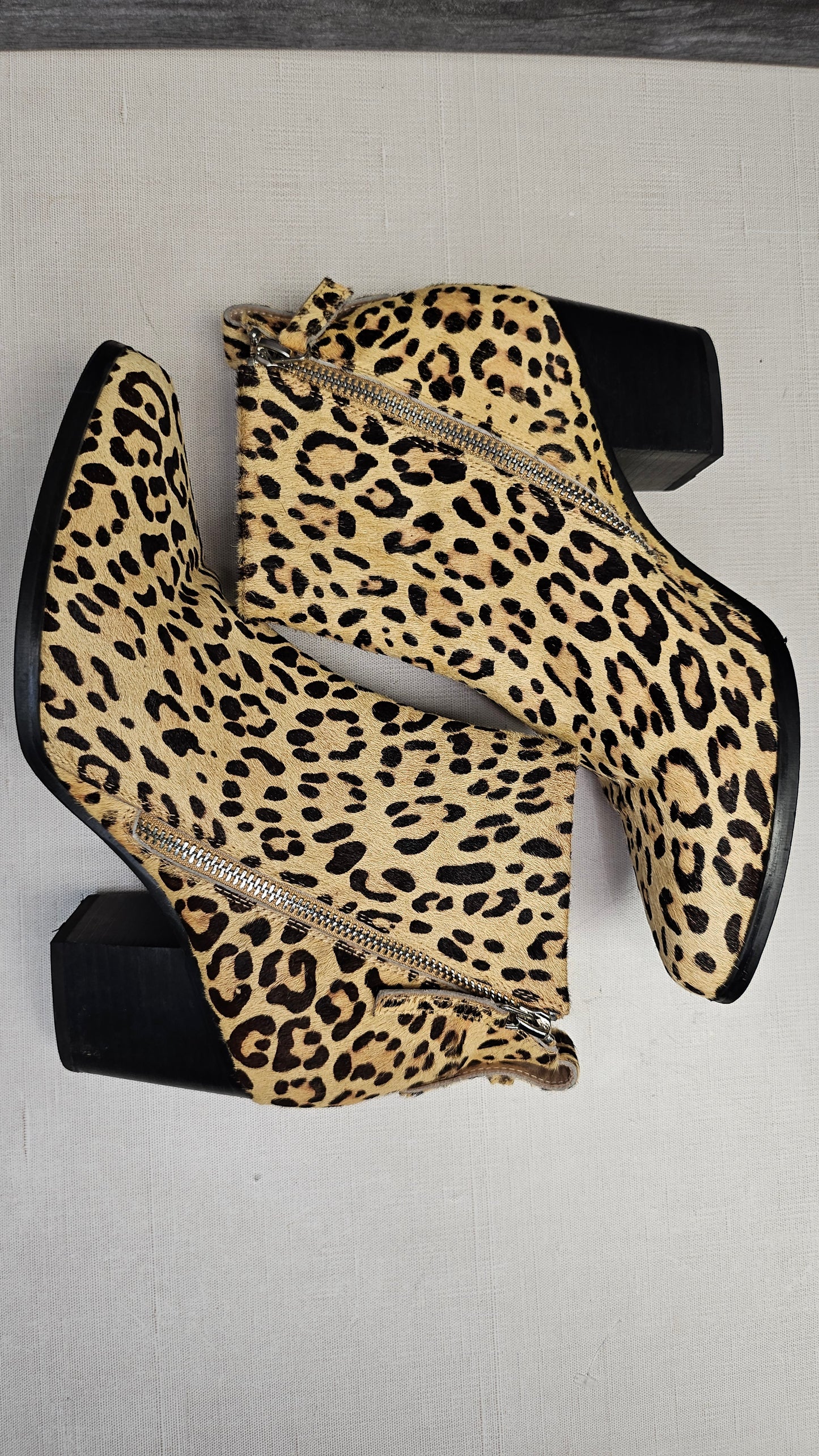Andrea Biani Leopard Print Boot (40)