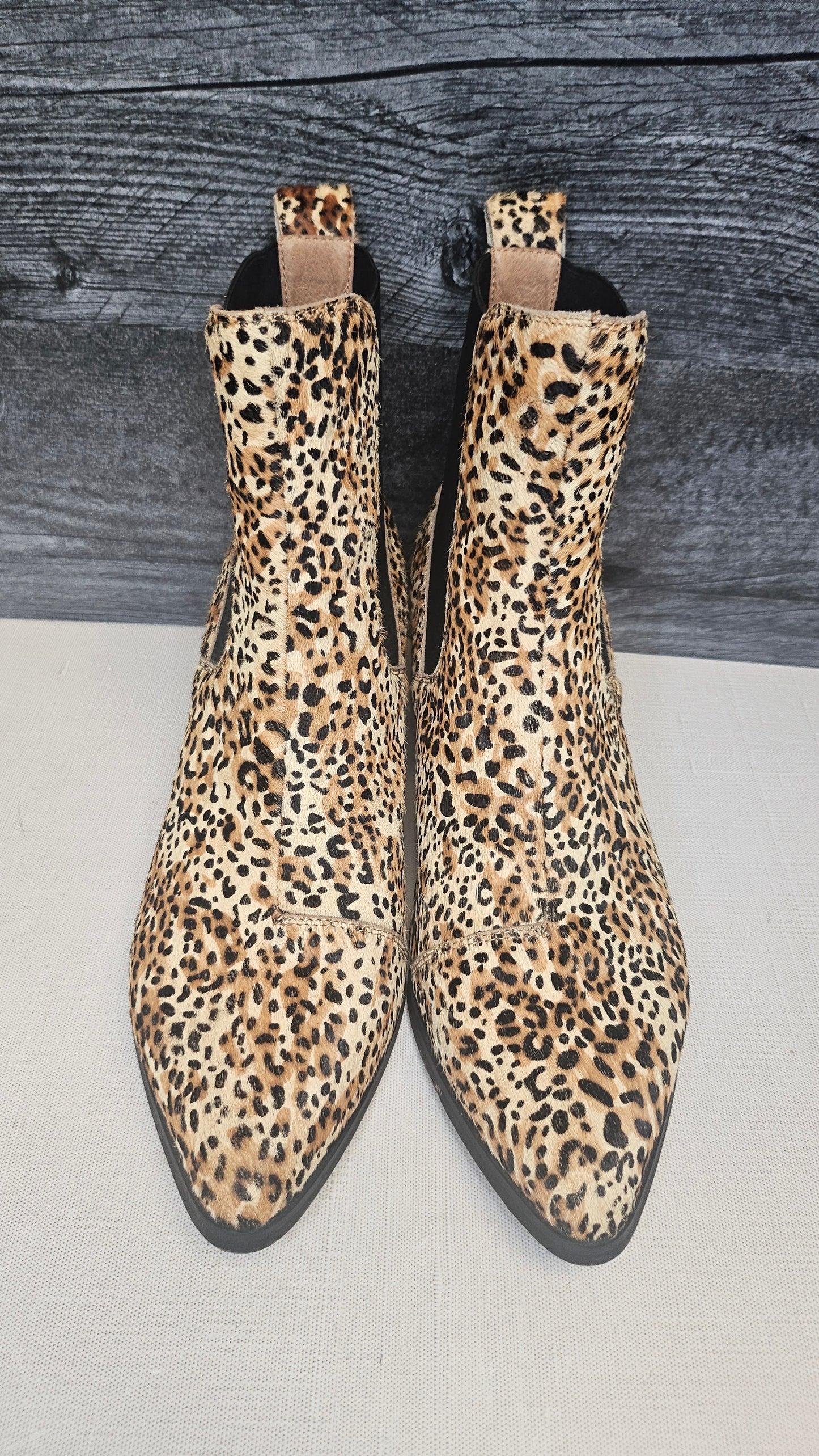 Mollini Leopard Print Boot (37)