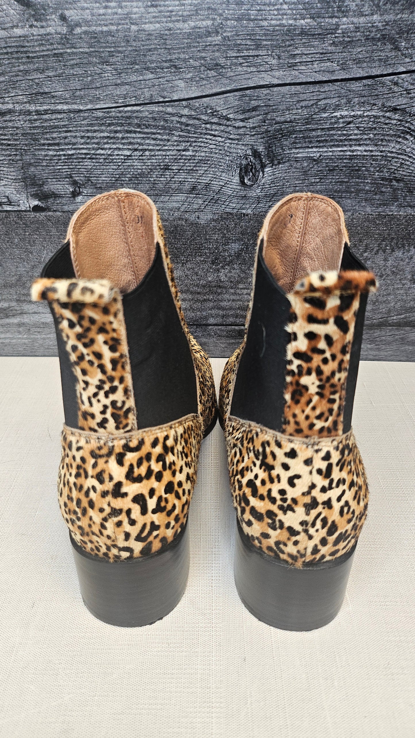 Mollini Leopard Print Boot (37)