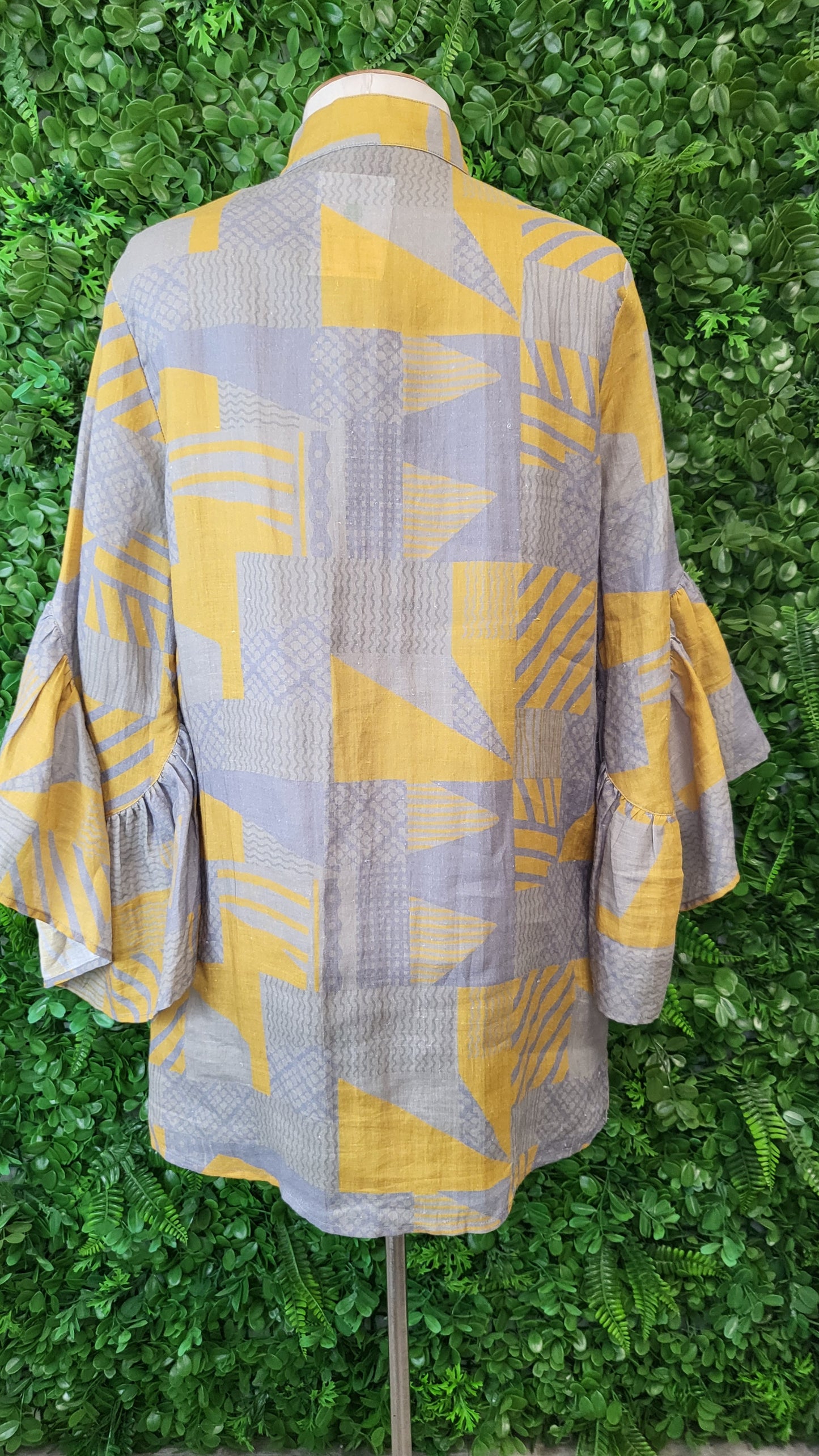 Cupcake grey/yellow Fan Sleeve Shirt (10)