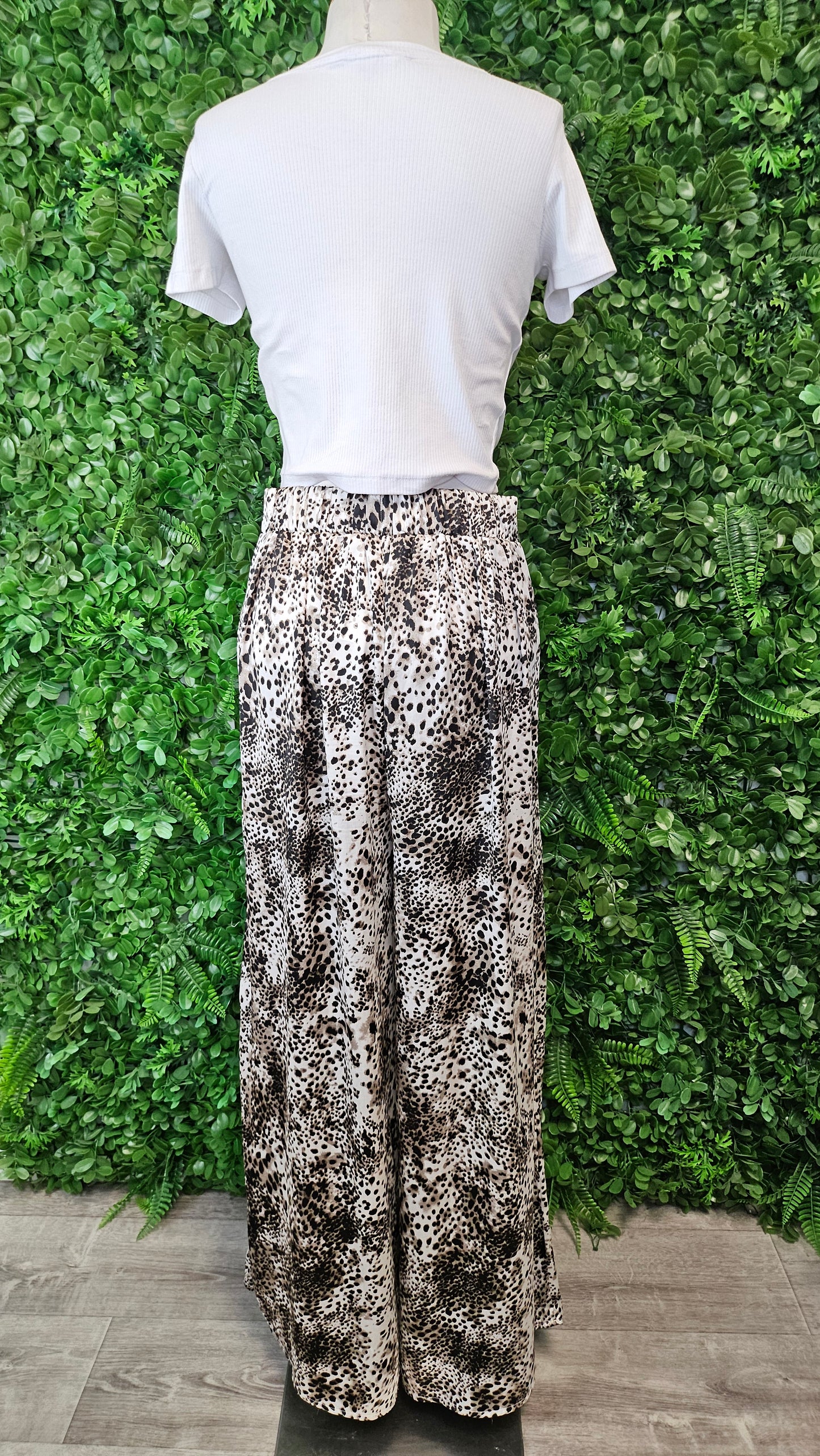 Amaya Animal Wide Leg Pant (12)