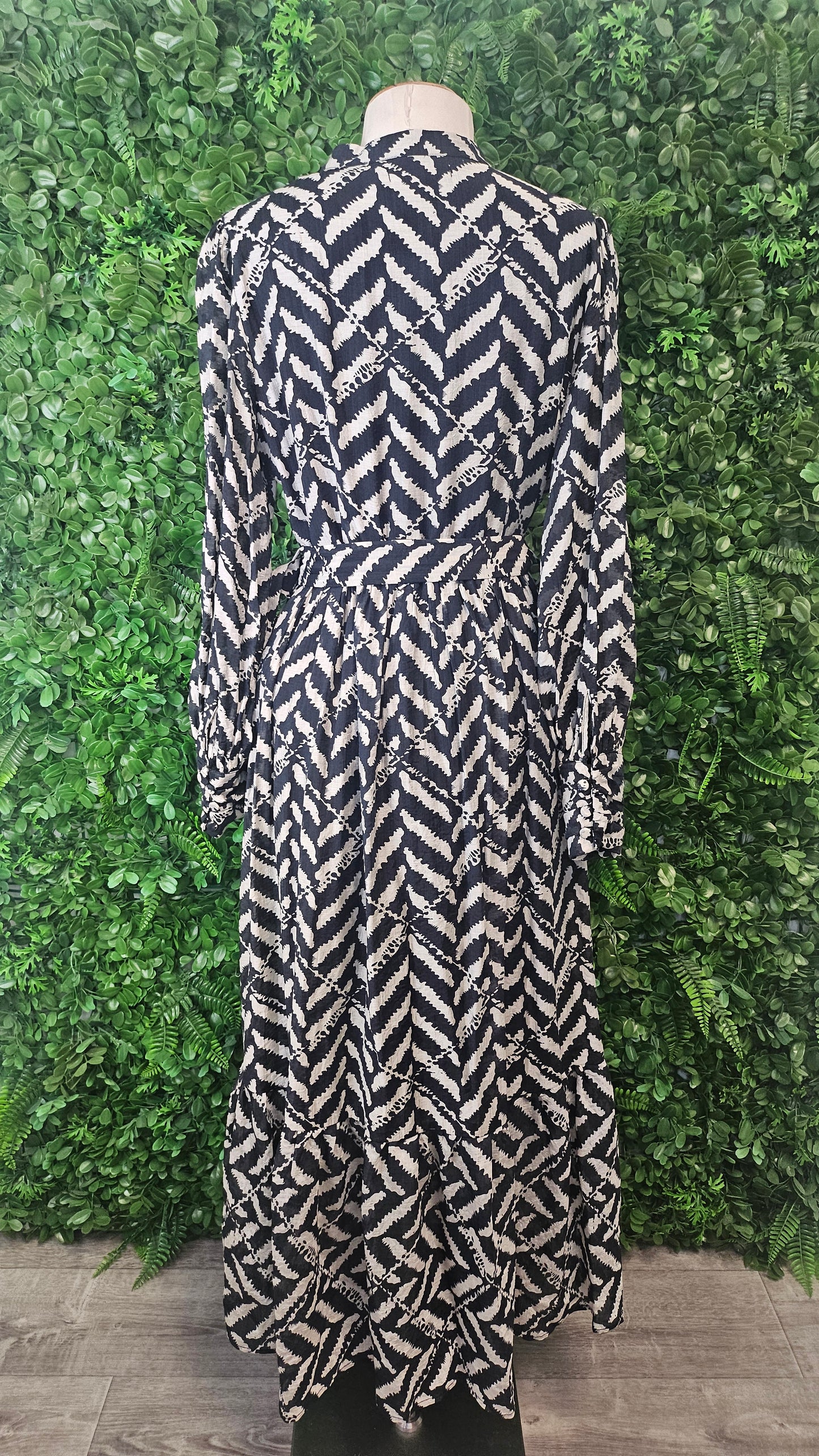 Halo & Hazard Multi Shirt Dress (10-12)