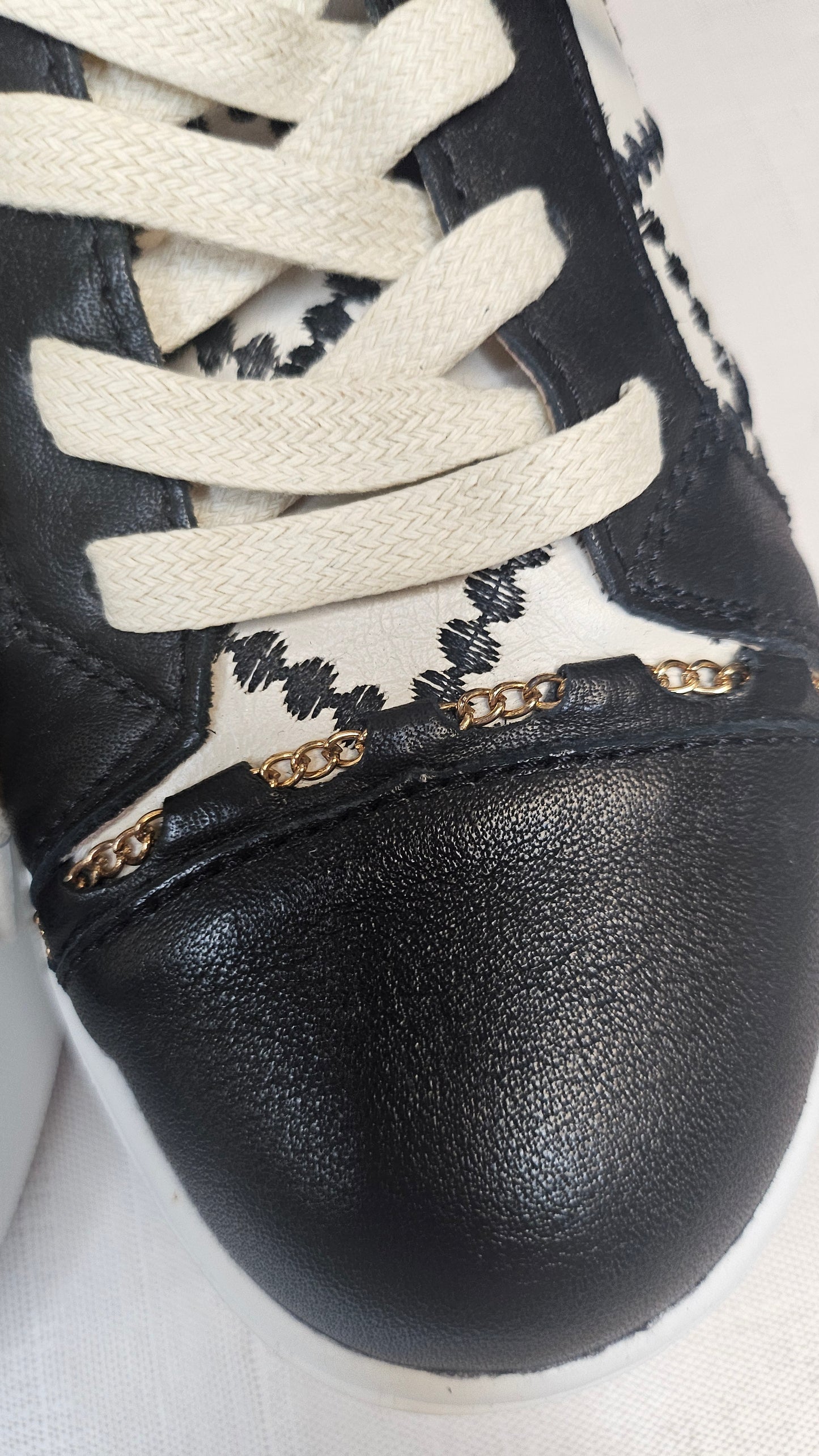 Alfie & Evie Black/Cream Platform Sneaker (37)