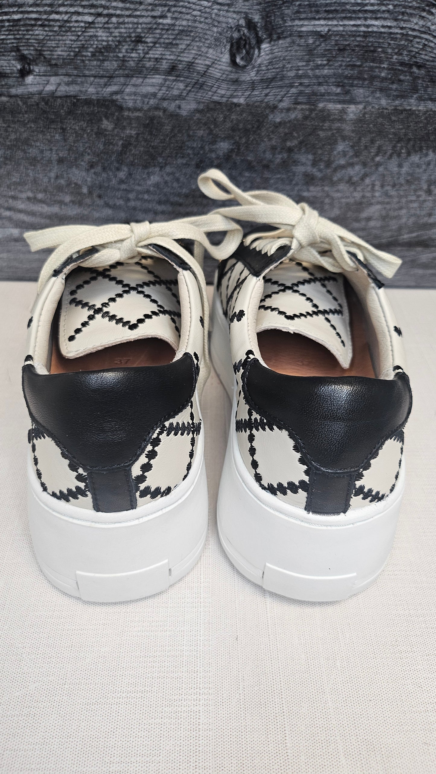 Alfie & Evie Black/Cream Platform Sneaker (37)