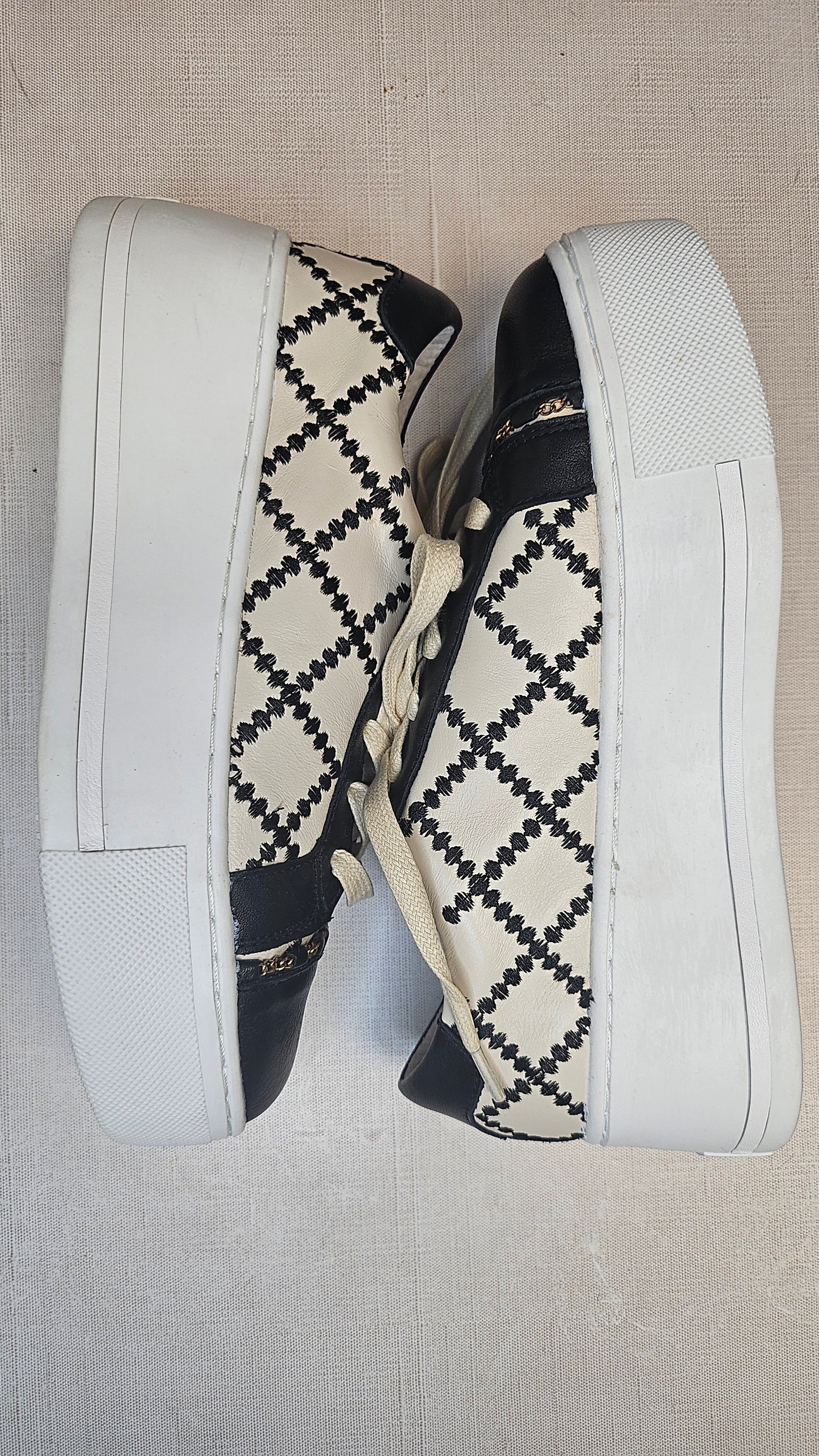 Alfie & Evie Black/Cream Platform Sneaker (37)