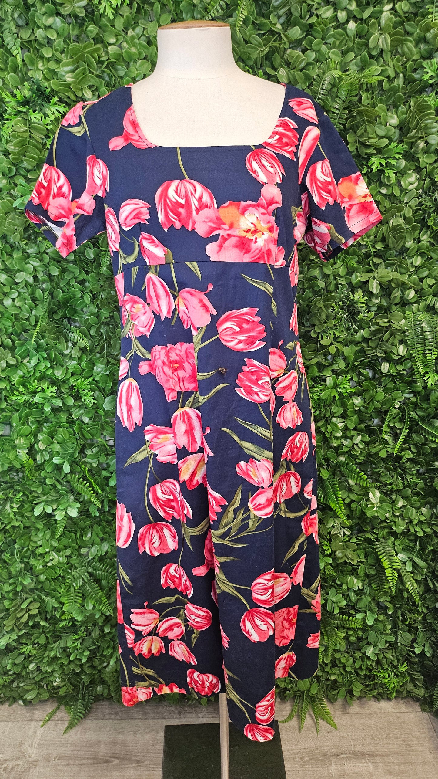 Anastasia's Floral Dress (12)