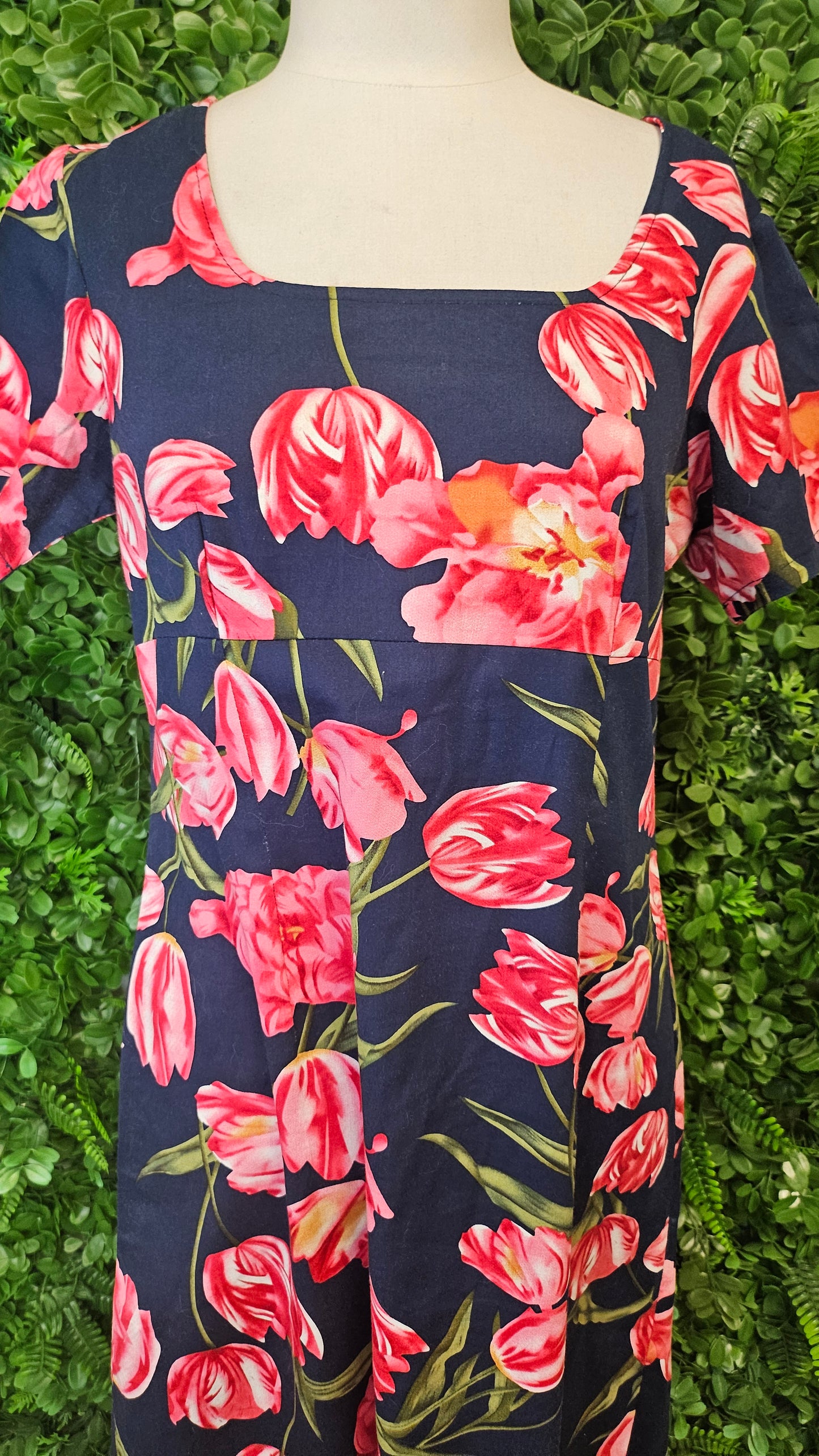 Anastasia's Floral Dress (12)