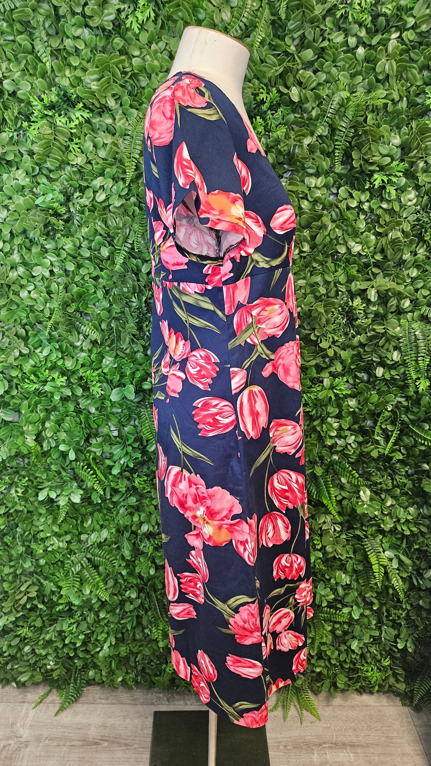 Anastasia's Floral Dress (12)