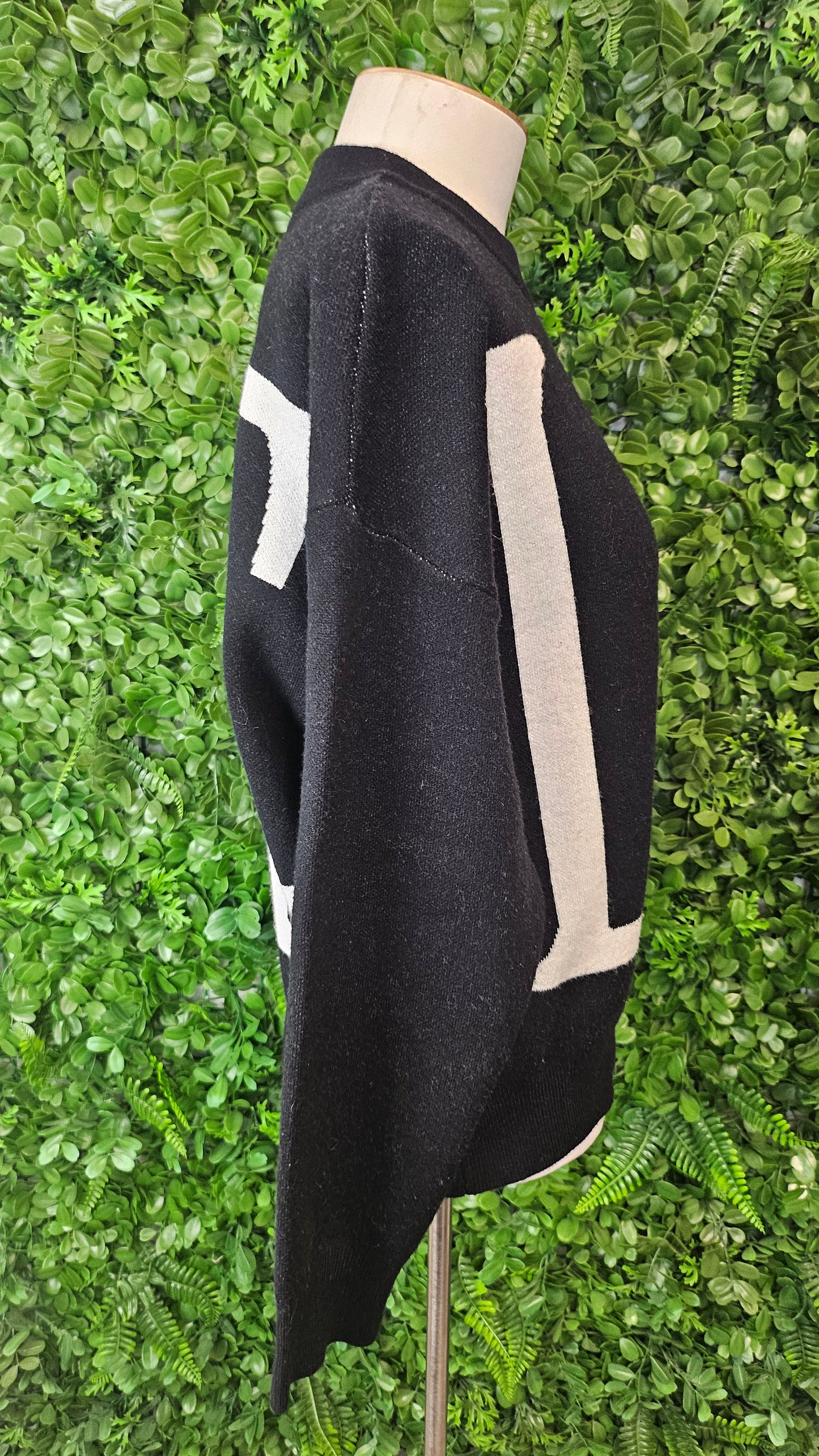 Lemon Tree Black LOVE Knit (10)