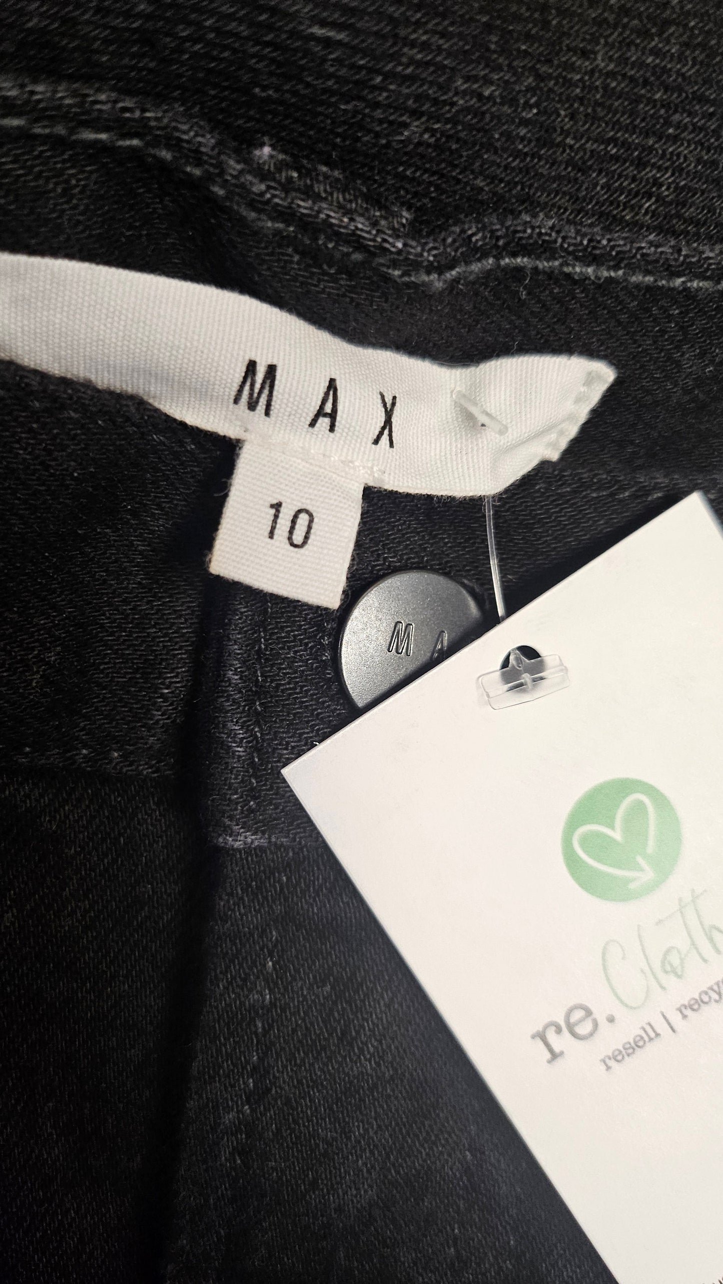 Max Black Straight Leg Jean (10)