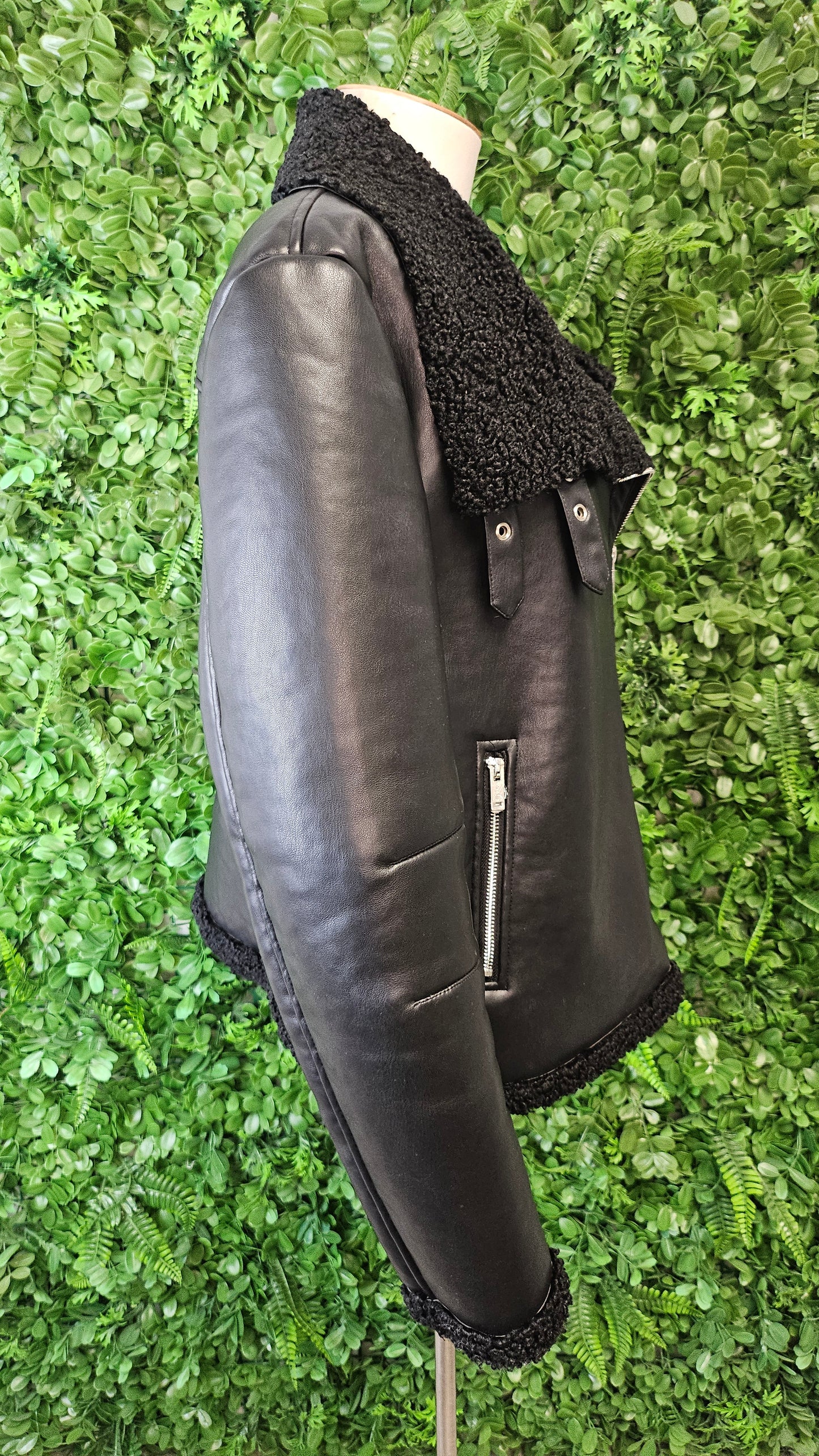 Nyx & Min Black Bomber Jacket (16)