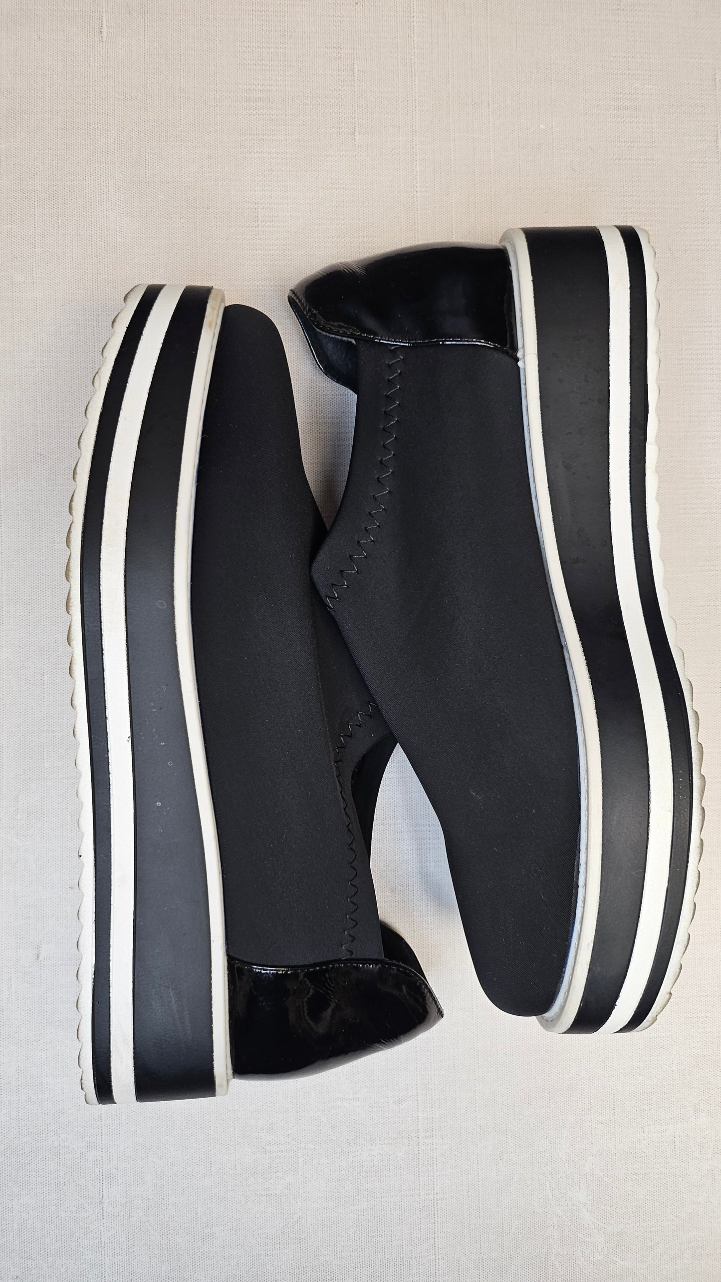 Isabella Anselmi Black/White Virginia Chunky Flat (40)