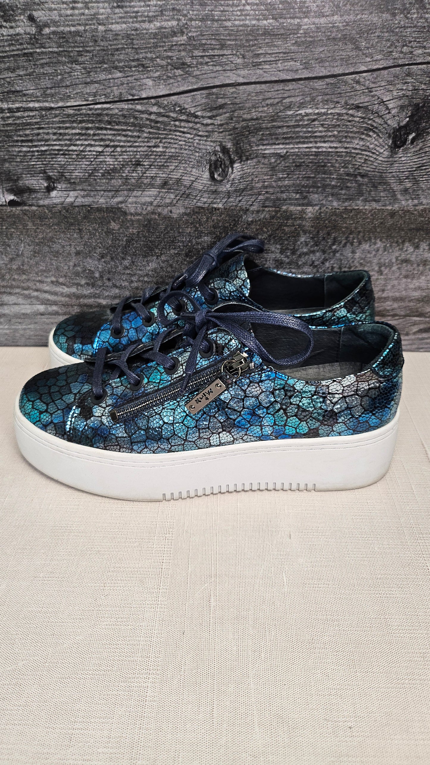 Minx Mosaic Blue Zip Pop Sneakers (38)
