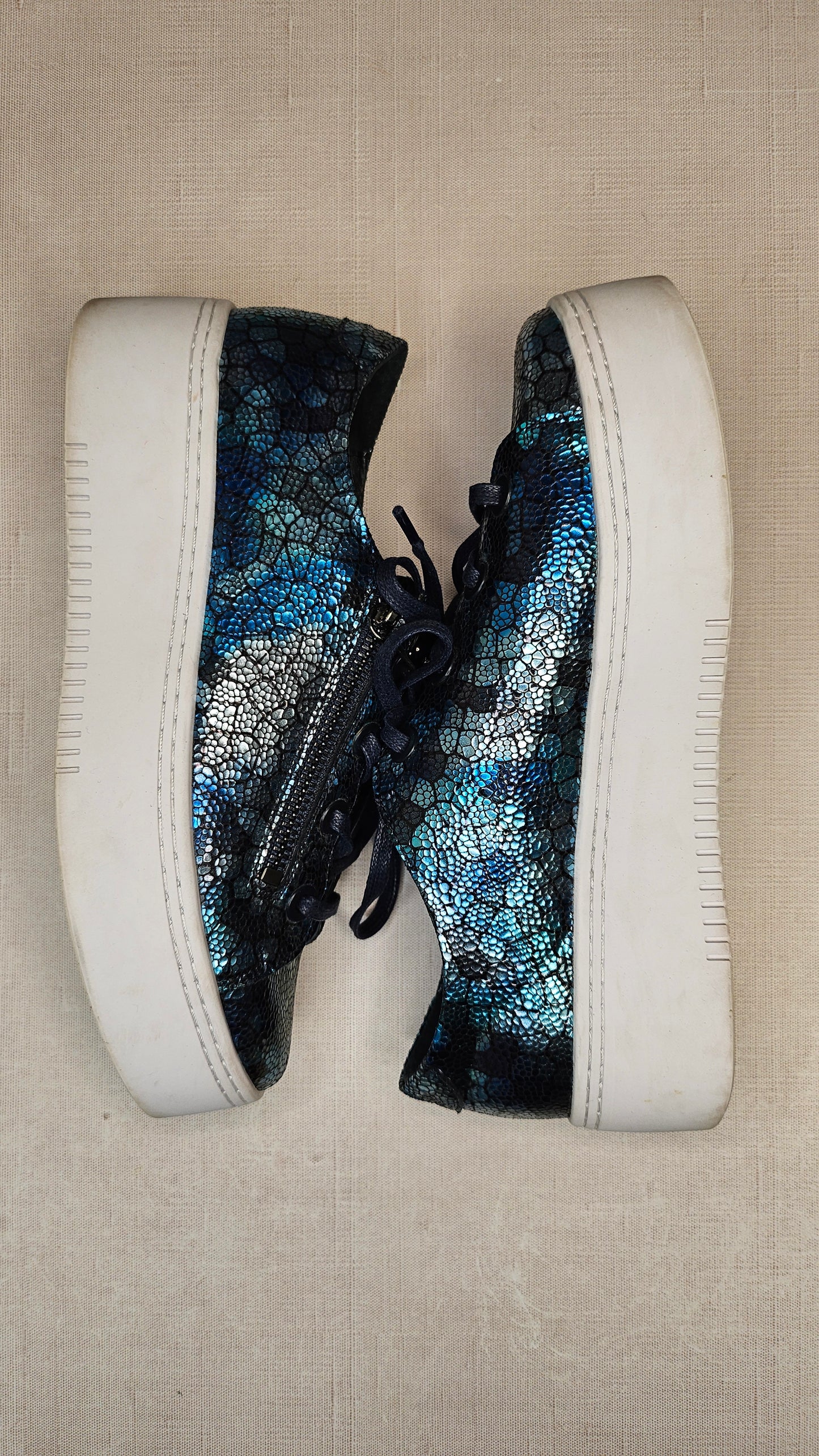 Minx Mosaic Blue Zip Pop Sneakers (38)
