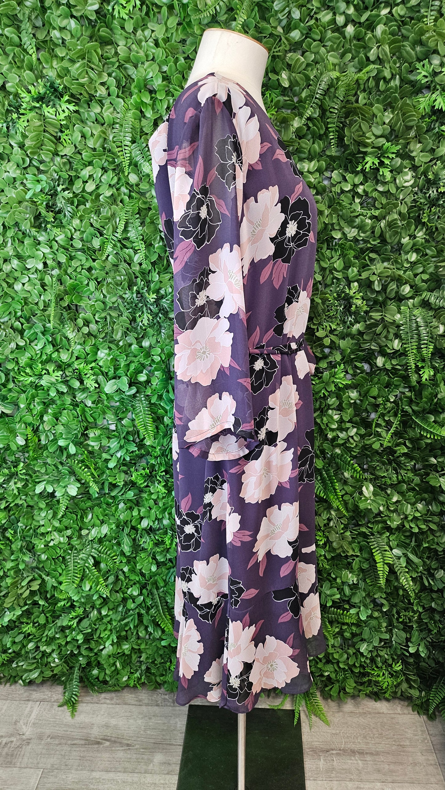 Jacqui.E Floral Frill Hem Dress (18)