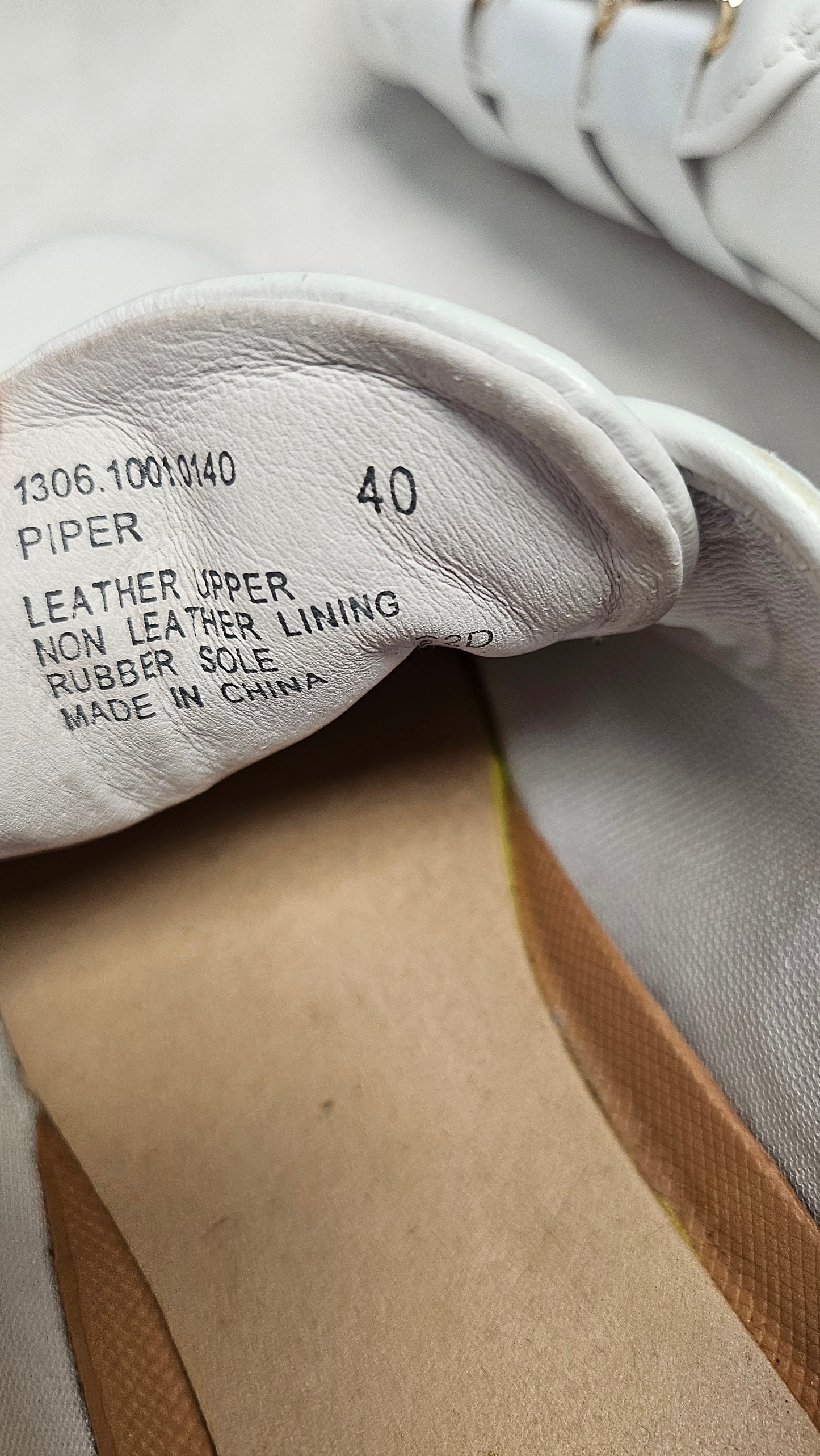 Florsheim White Leather Sneakers (40)