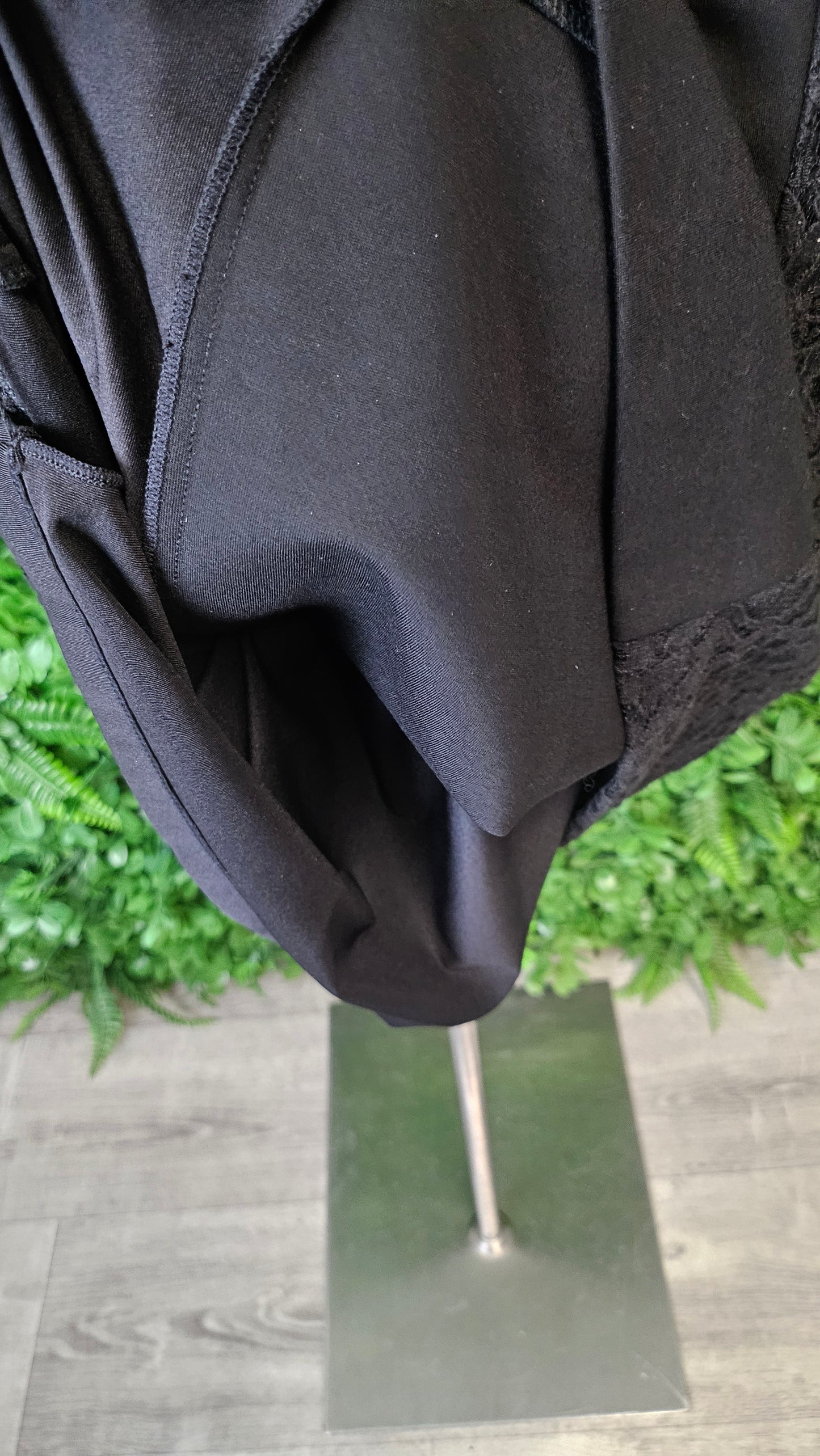 FWManson Black Anya Dress BNWT (14)