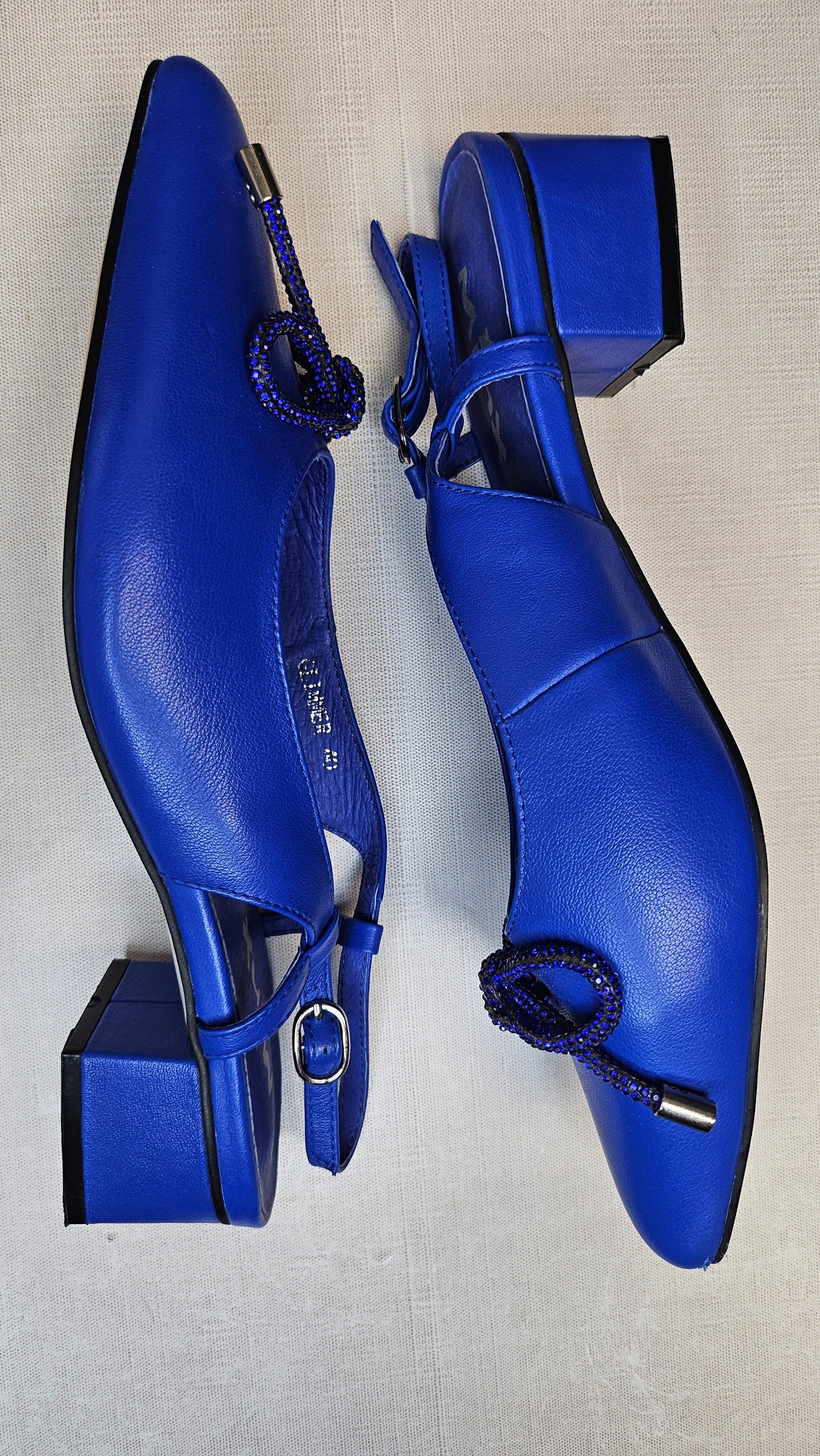 Minx Cobalt Glimmer Slingback BNWT (40)