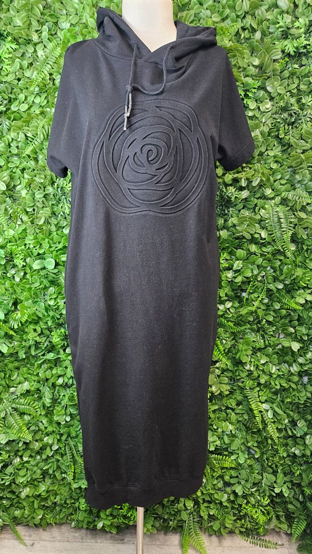 Rose Road Black Hoodie Dress (8)