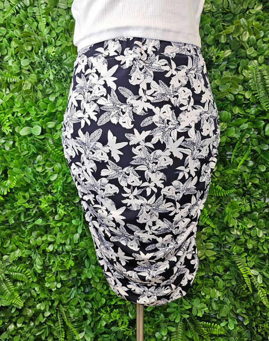 IvyBlu Floral Ruched Skirt (10)