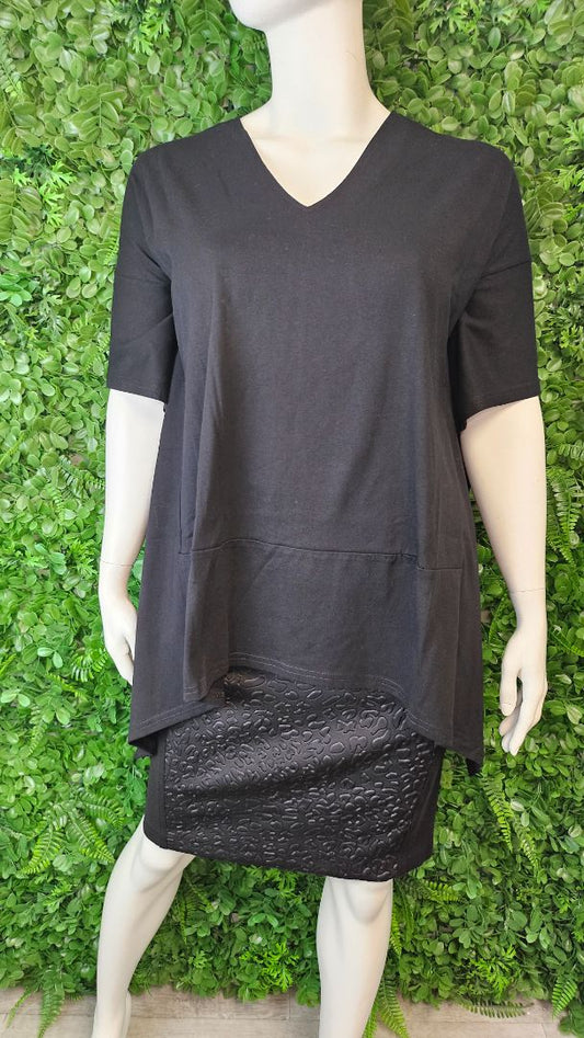 Iask Black Poncho Tee BNWT 18-24