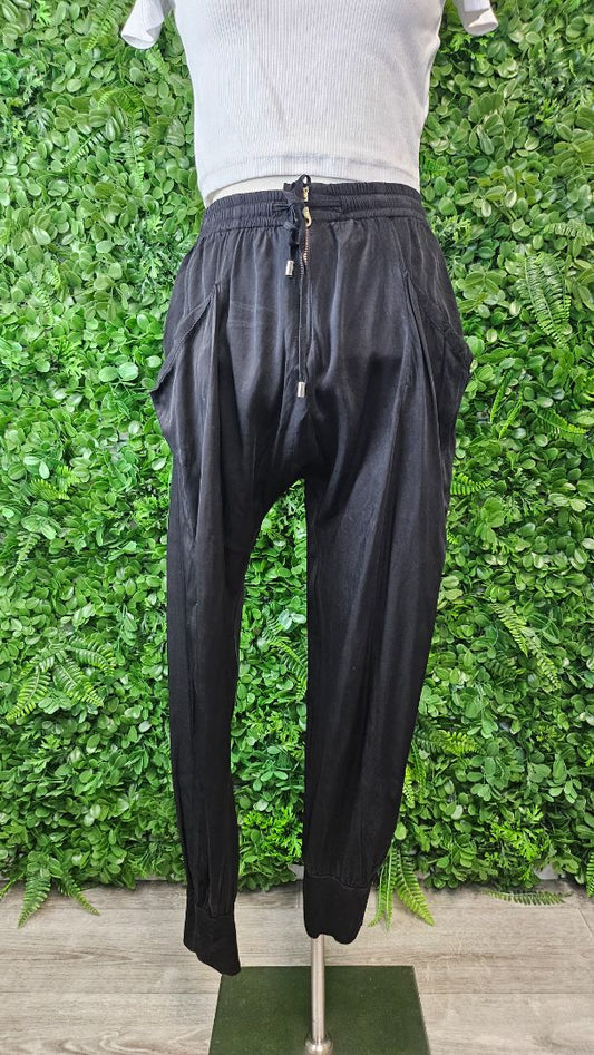 Drama The Label Black Drop Crotch Pants (10)