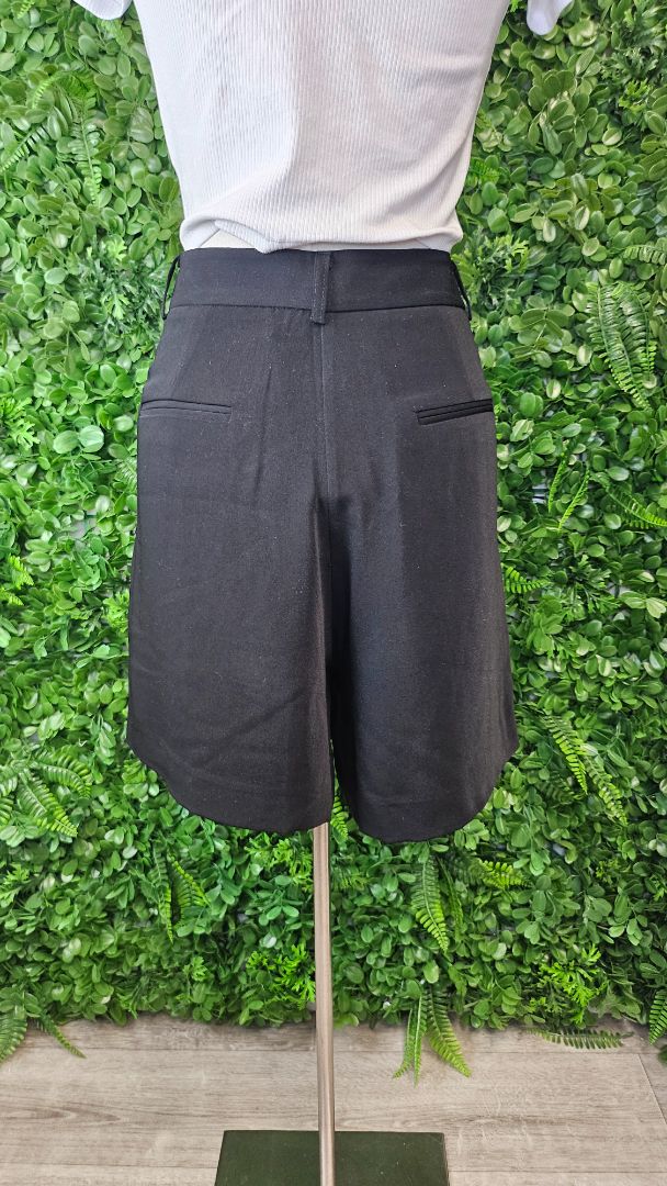 Max Black Dressy Pleat Short 14