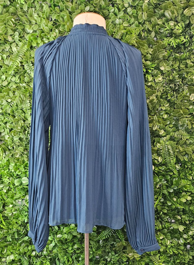 Et Alia Blue Pleated Top (14)