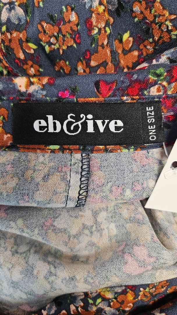 Eb & Ive  Floral Blouse (OSFM)