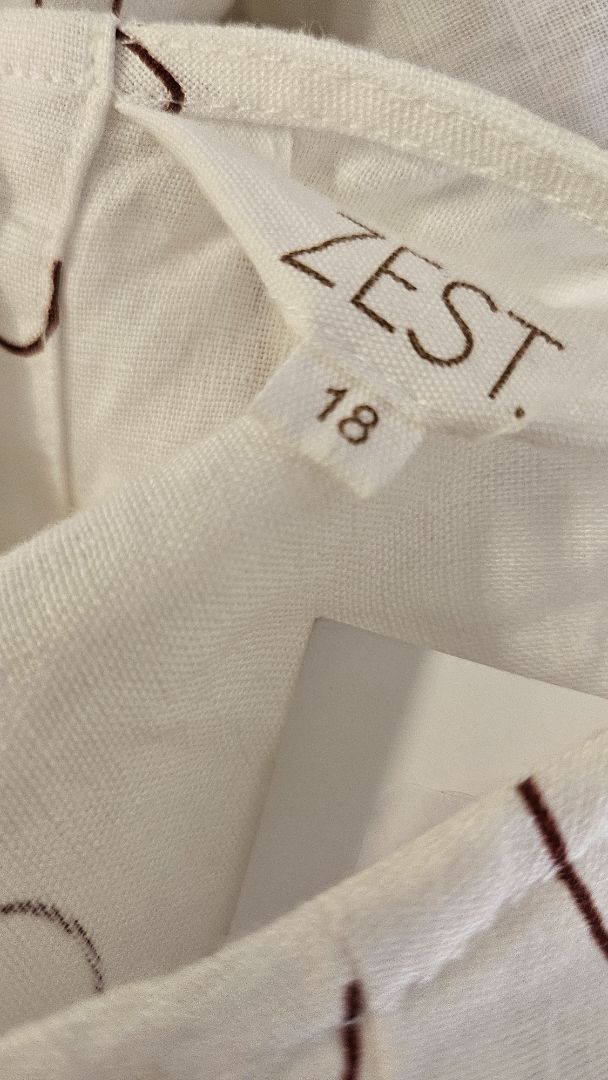 Zest White Dove Linen Top (18)