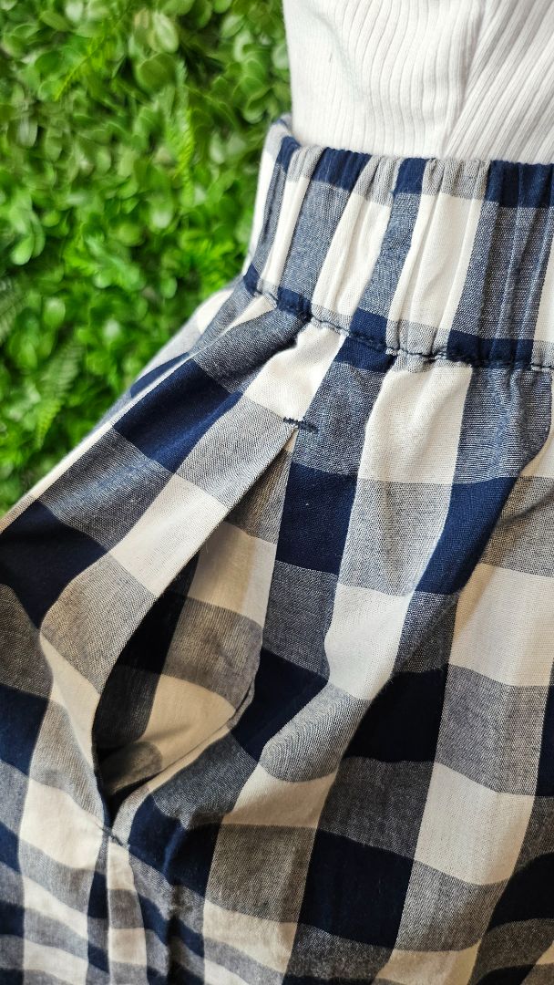 Vassalli Navy/White Gingham Skirt (8)