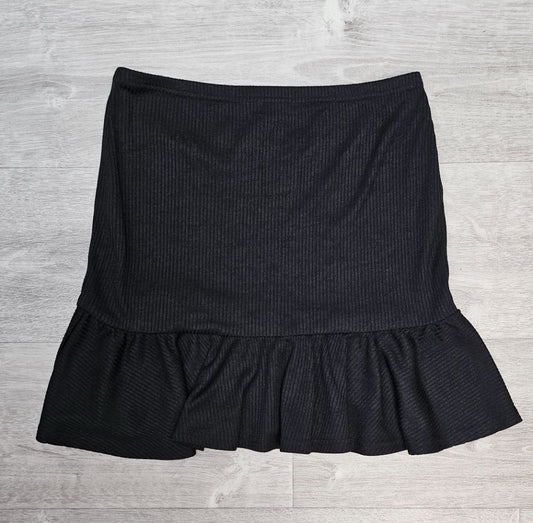 Honey & Beau Black Flippy Skirt (10)