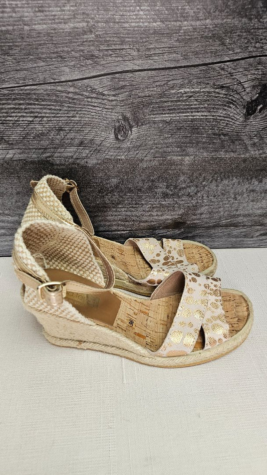 Diana Ferrari Blush Wedge Espadrille (36)